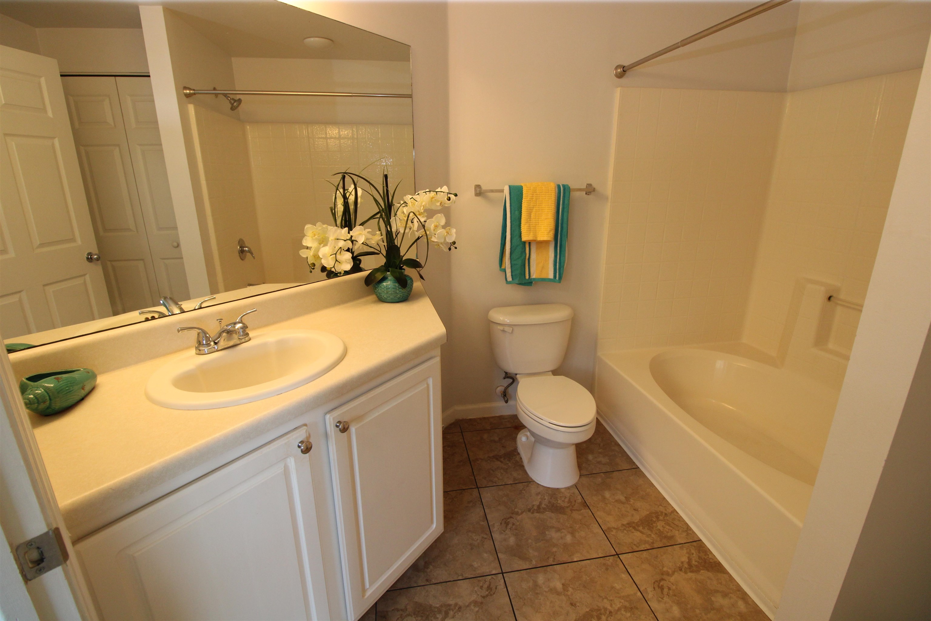 Image 23 of 38 For 1010 Bella Vista Blvd  126