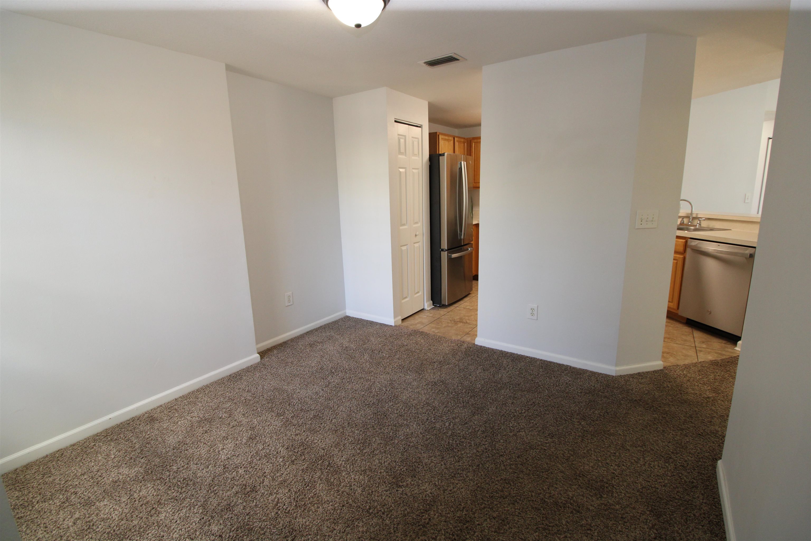 Image 5 of 38 For 1010 Bella Vista Blvd  126