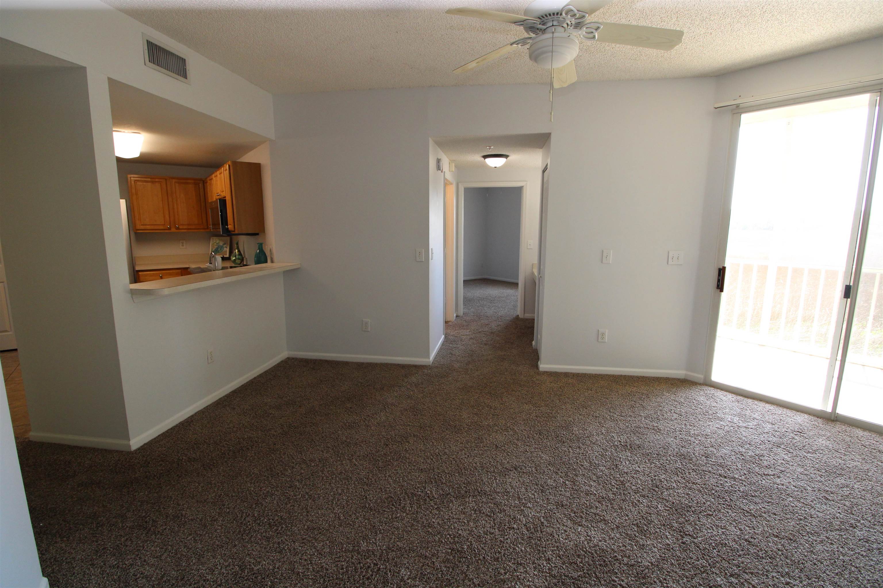 Image 9 of 38 For 1010 Bella Vista Blvd  126