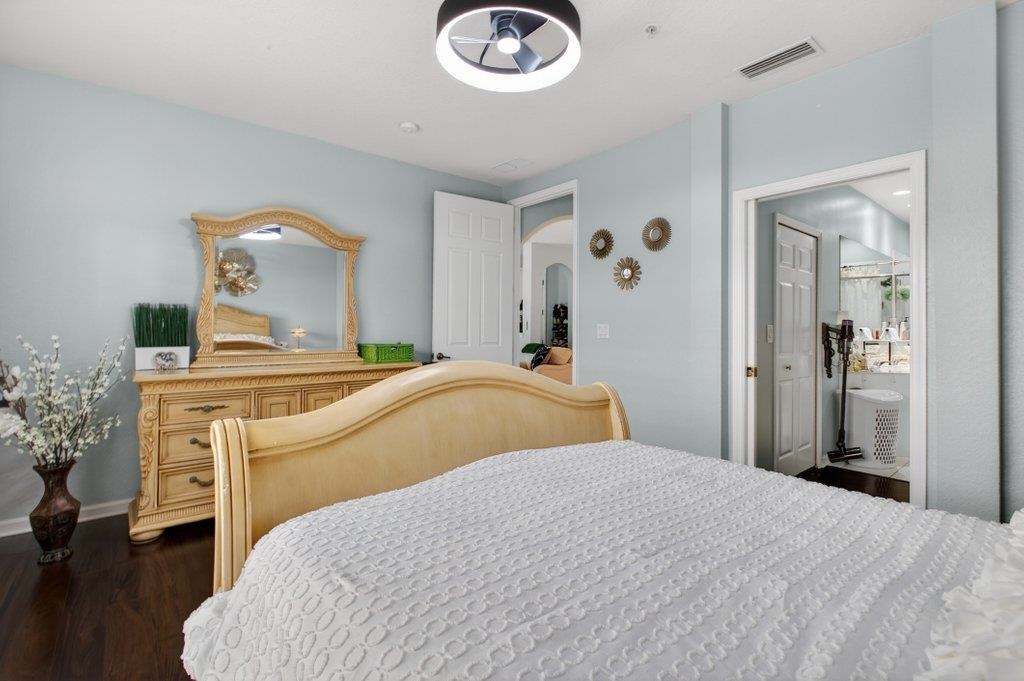 Image 24 of 46 For 305 Via Castilla  104