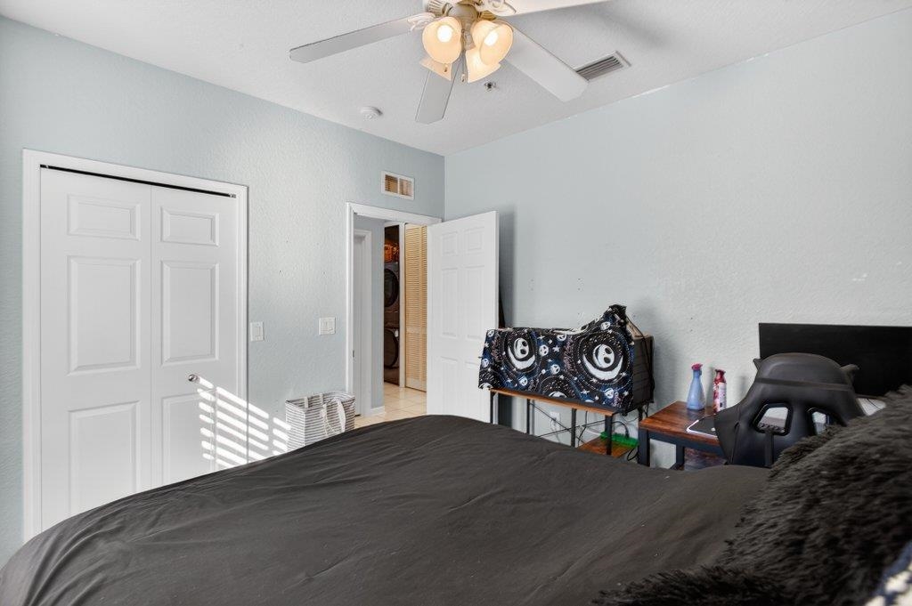 Image 28 of 46 For 305 Via Castilla  104