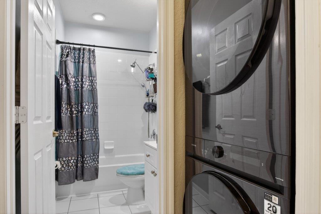 Image 30 of 46 For 305 Via Castilla  104