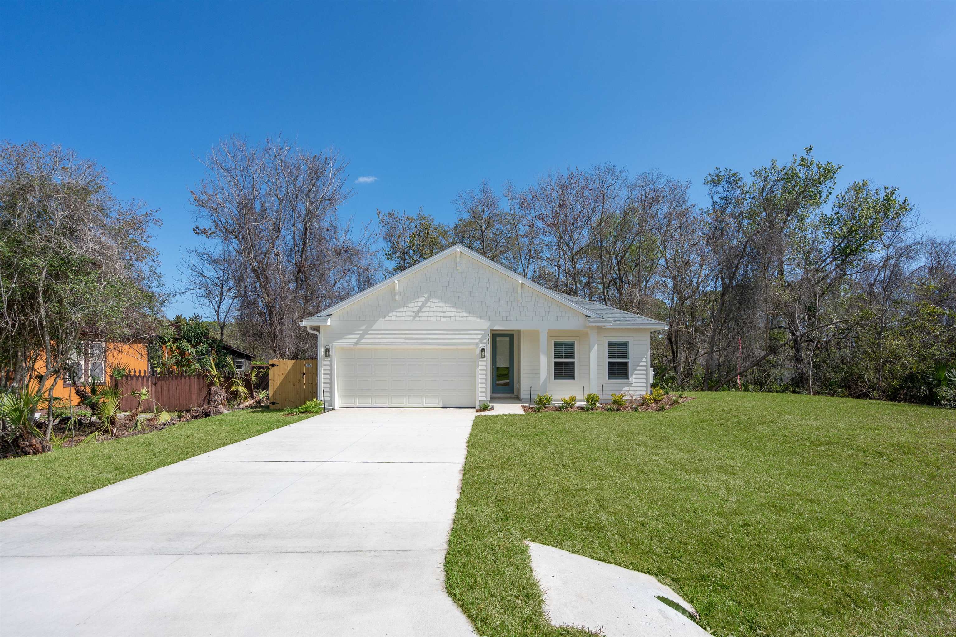 Details for 221 Dartmouth Rd, St Augustine, FL 32086