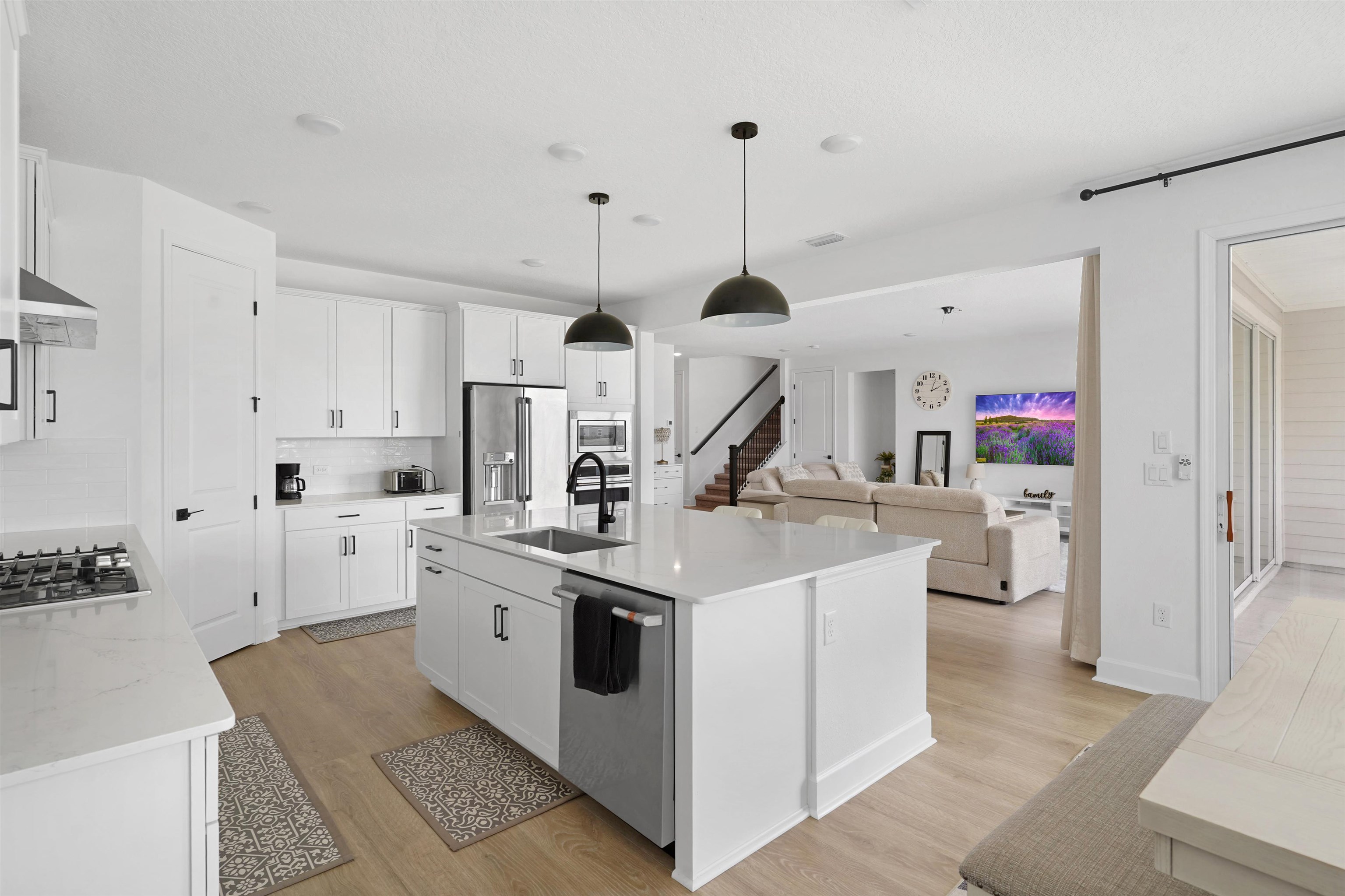 Image 14 of 45 For 2498 Trailmark Dr