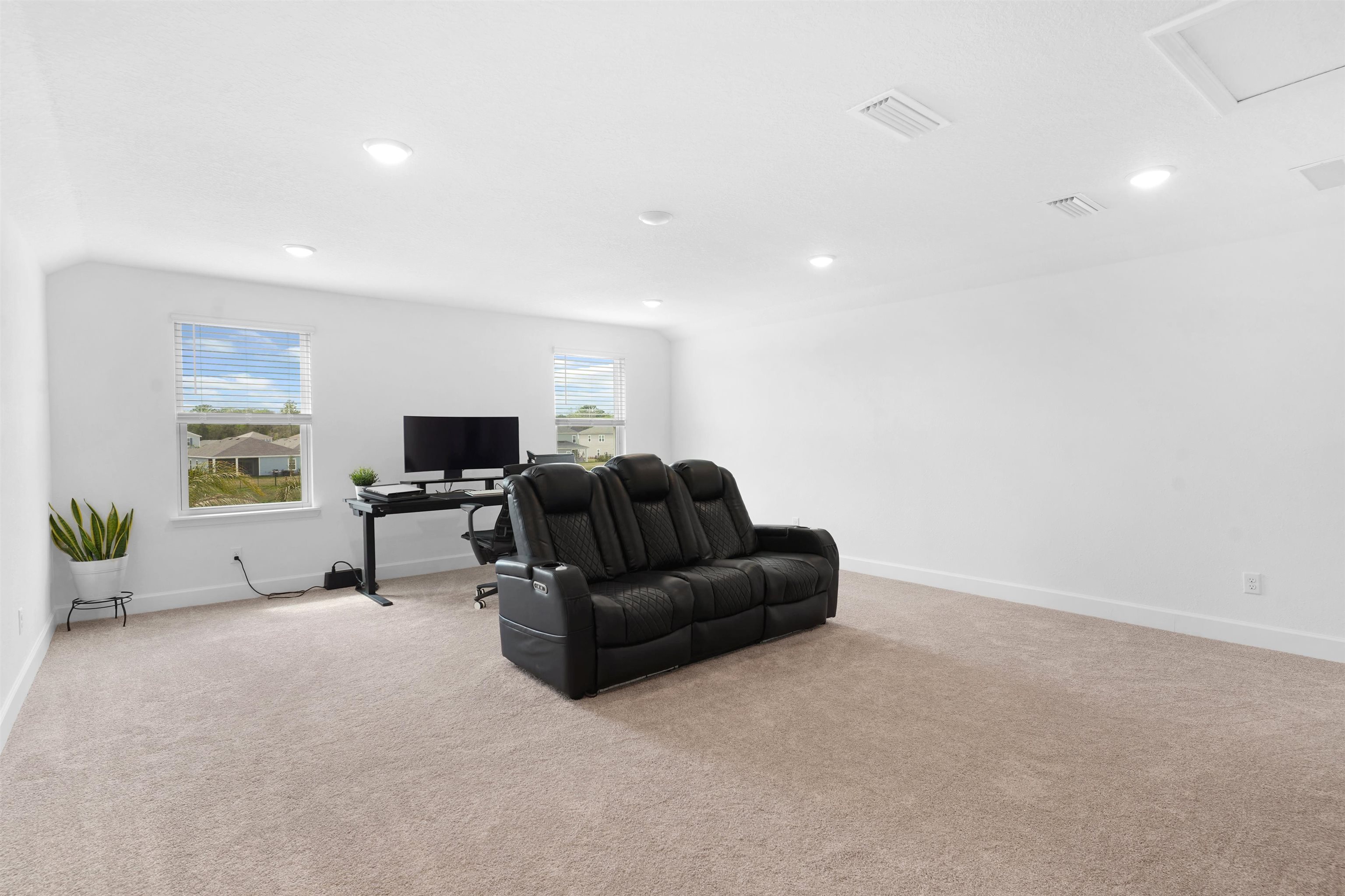 Image 36 of 45 For 2498 Trailmark Dr