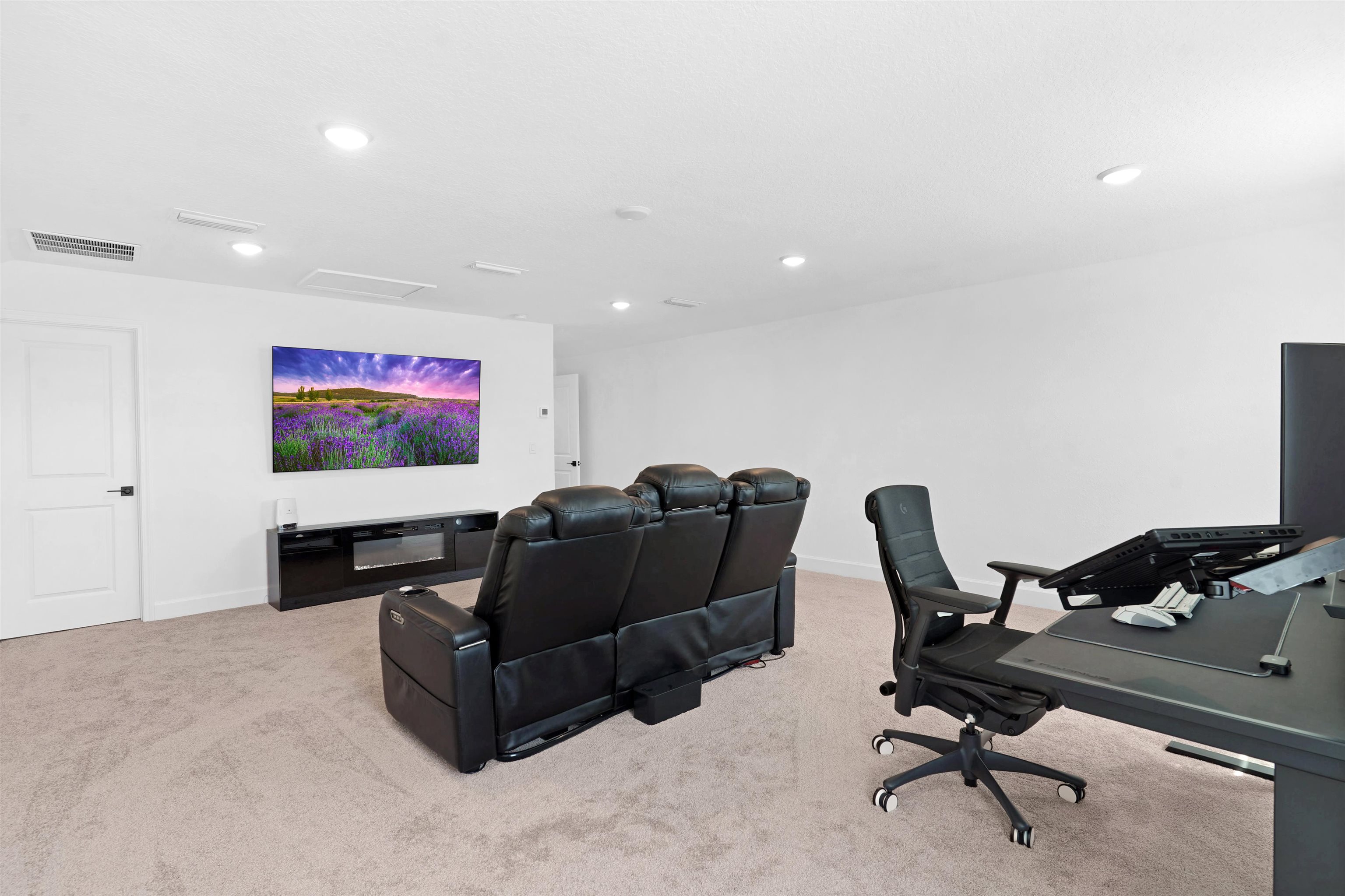 Image 37 of 45 For 2498 Trailmark Dr