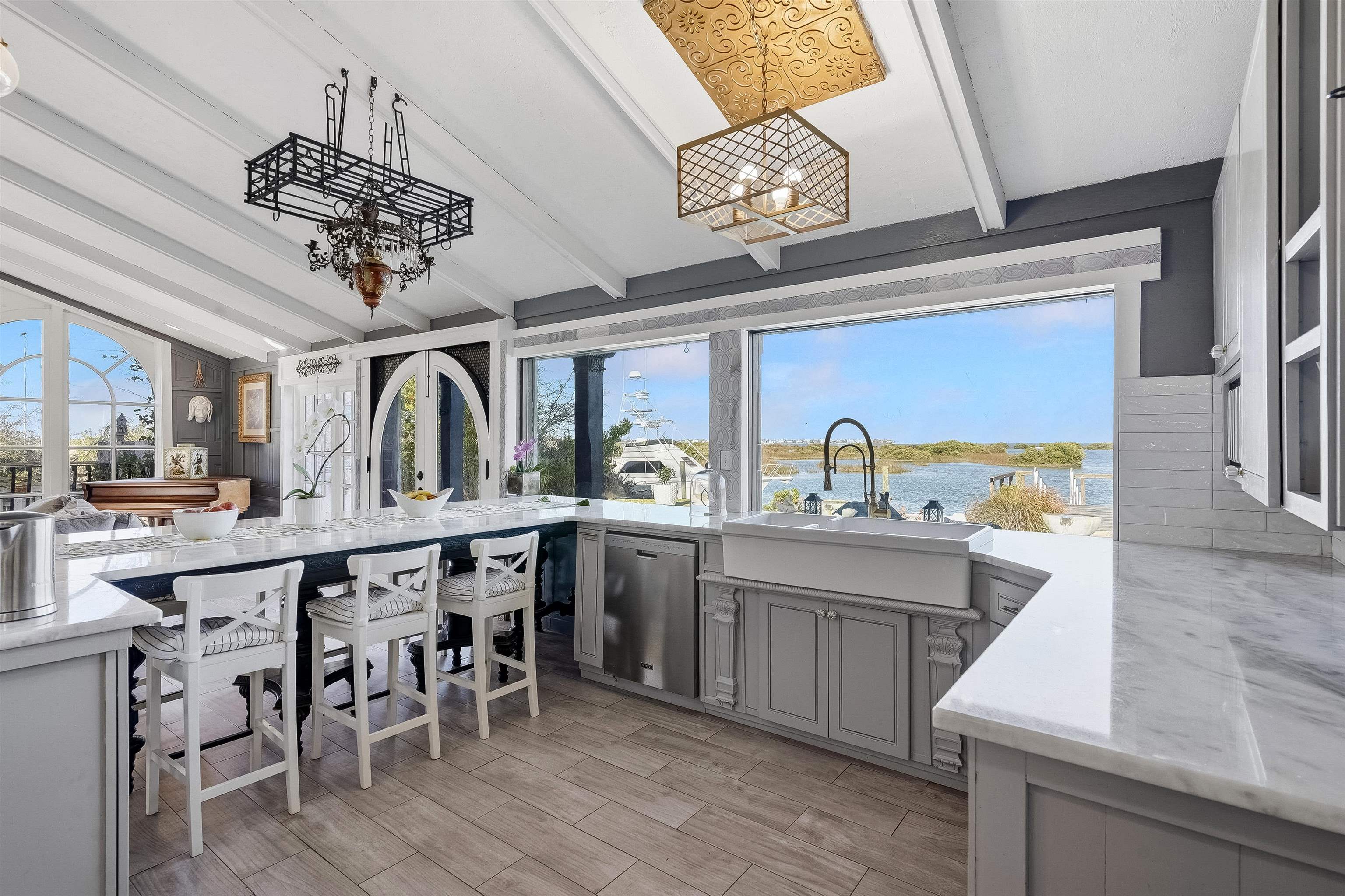 Image 14 of 58 For 71 Water St  