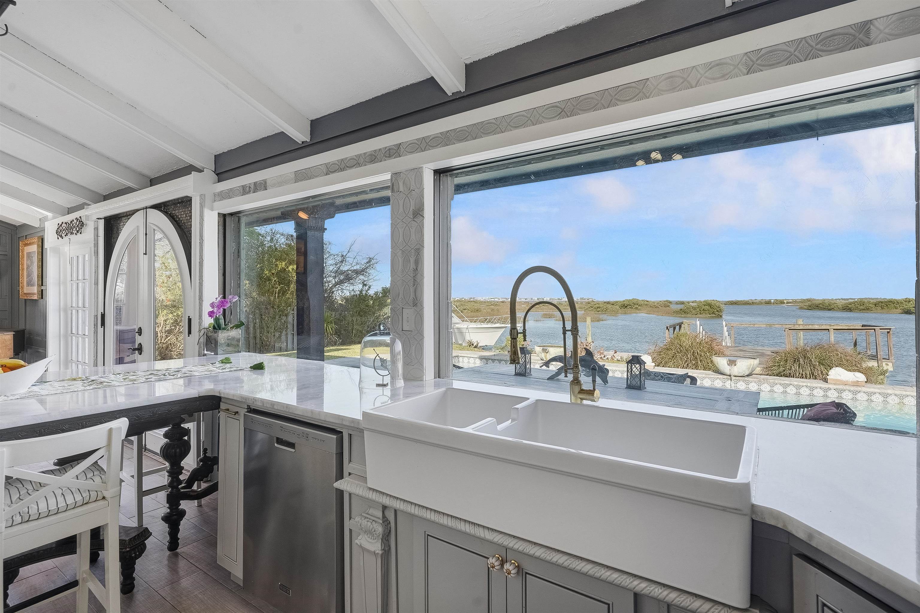 Image 15 of 58 For 71 Water St  