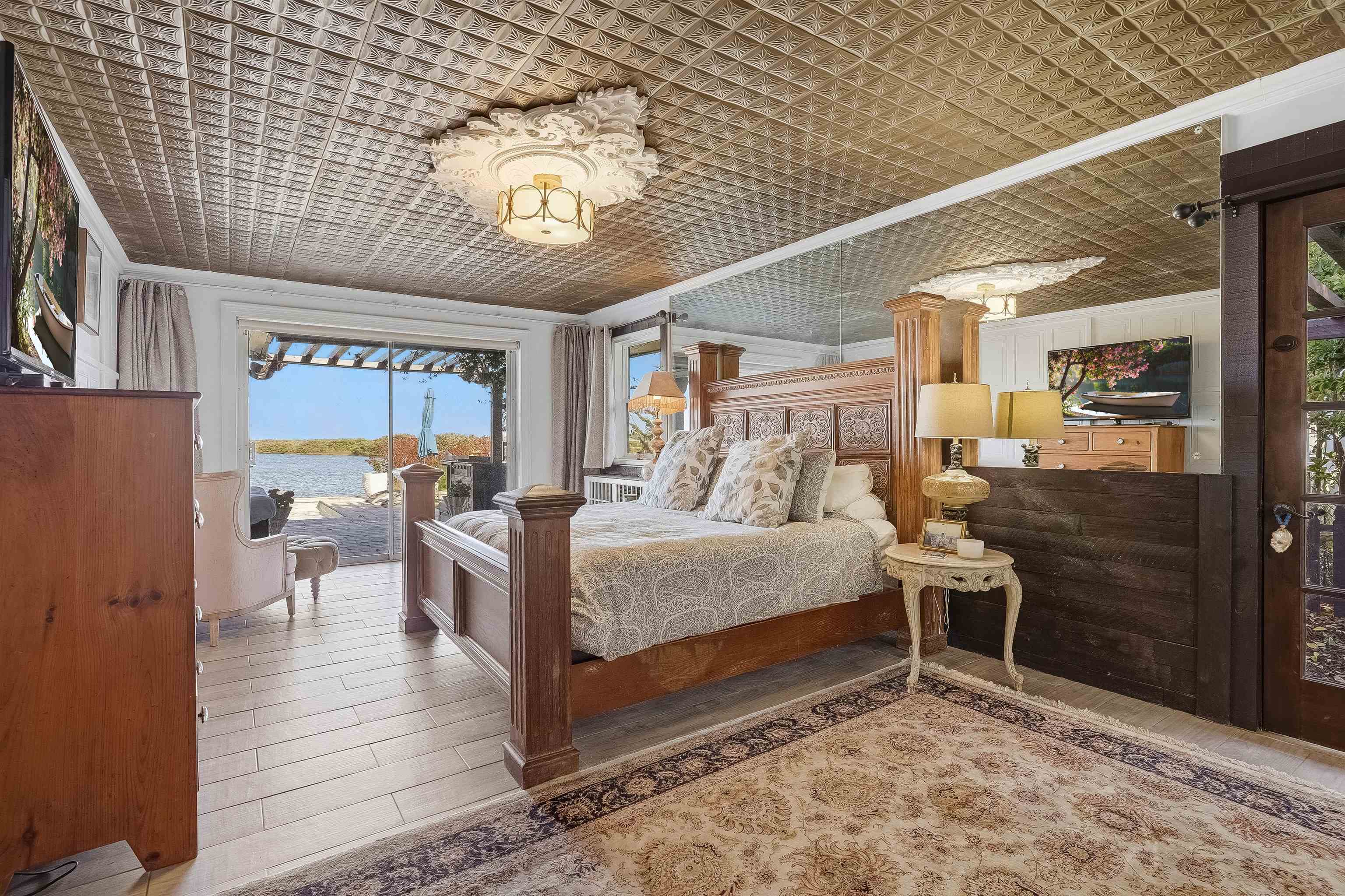 Image 24 of 58 For 71 Water St  