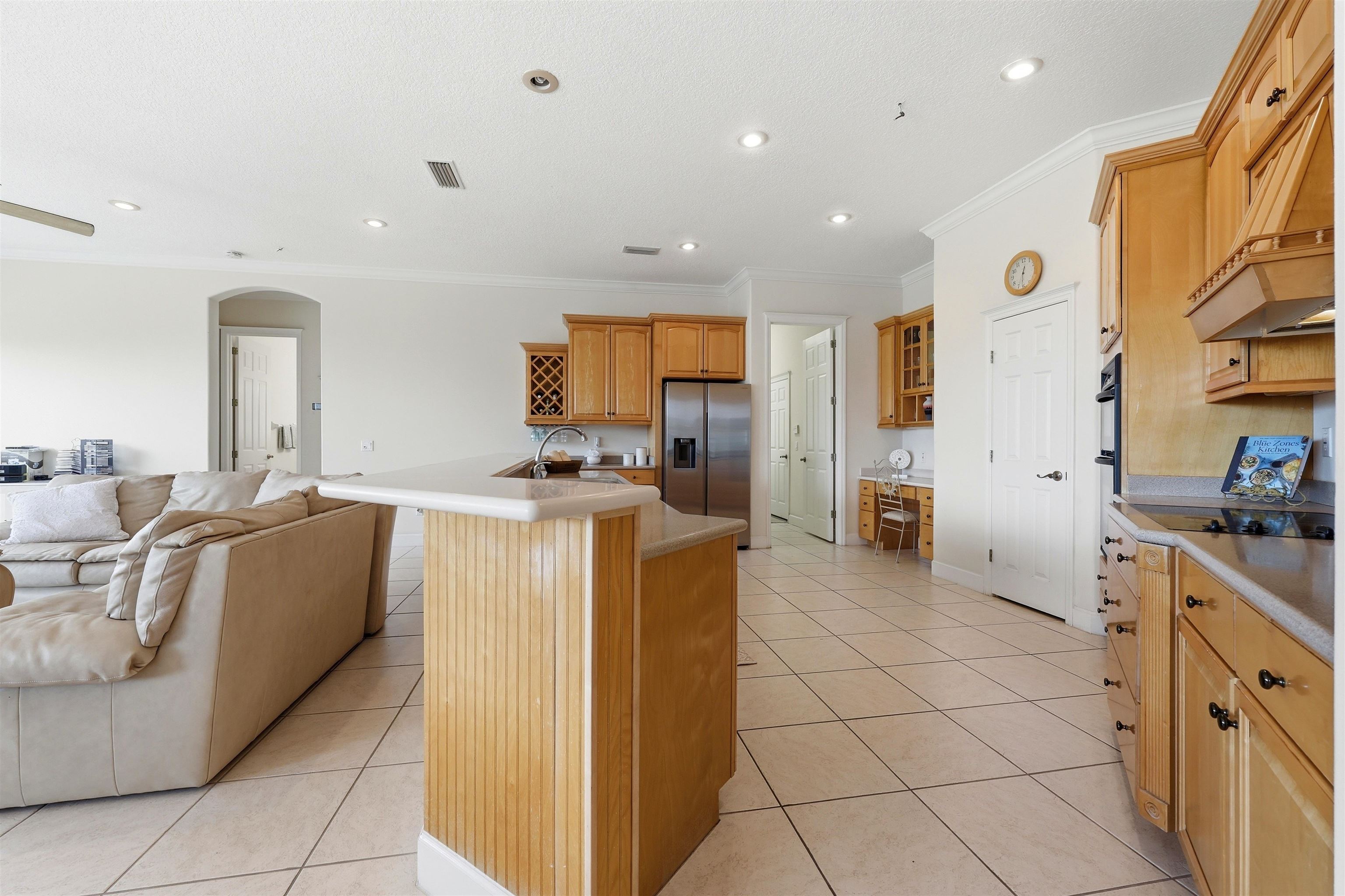 Image 16 of 71 For 249 Fiddlers Point Dr