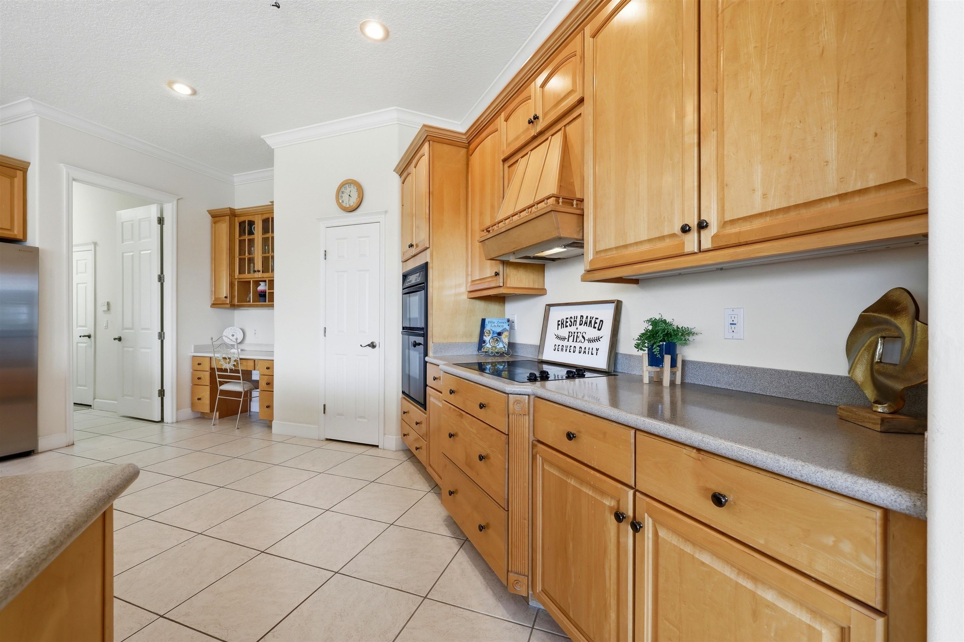 Image 17 of 71 For 249 Fiddlers Point Dr