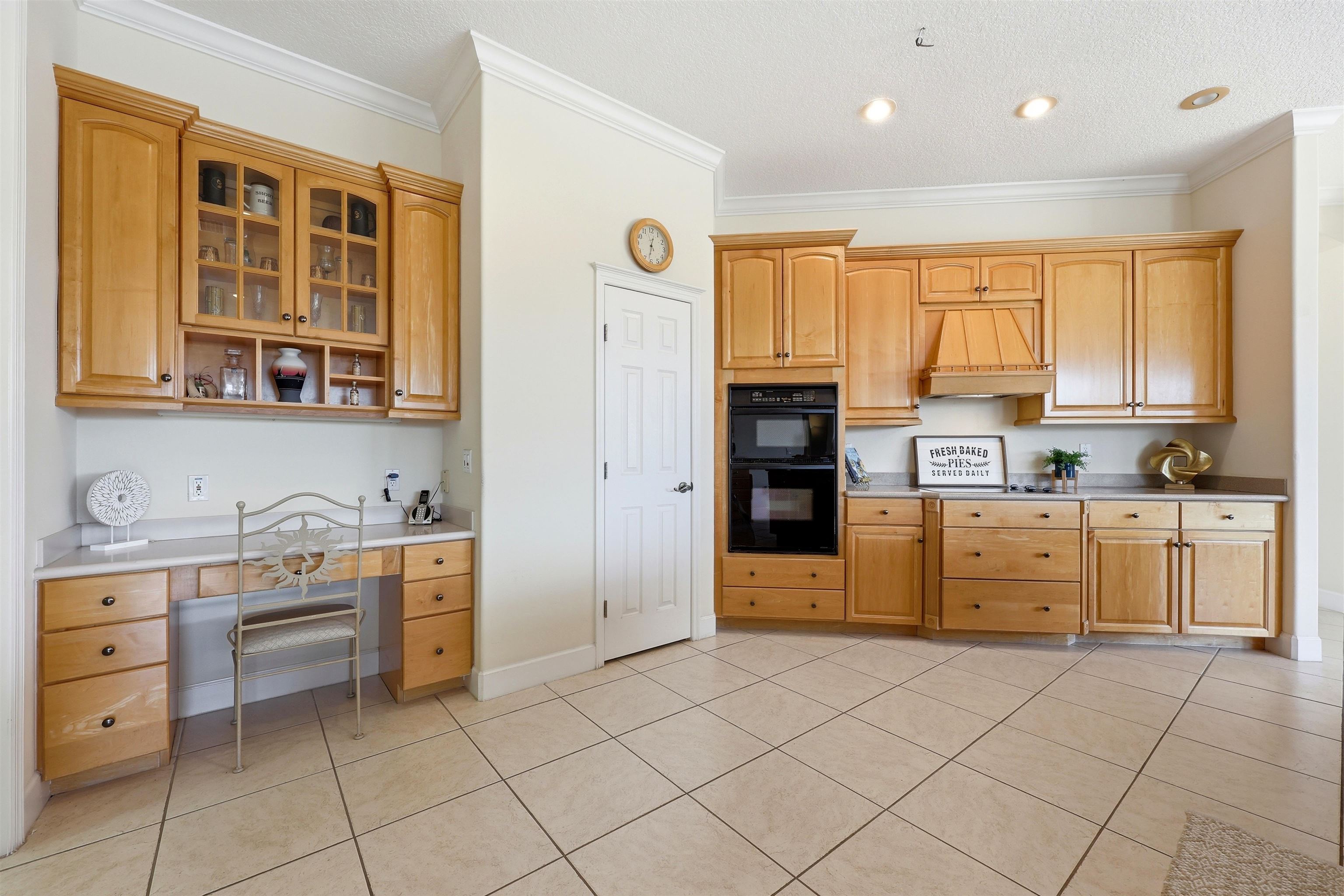 Image 20 of 71 For 249 Fiddlers Point Dr