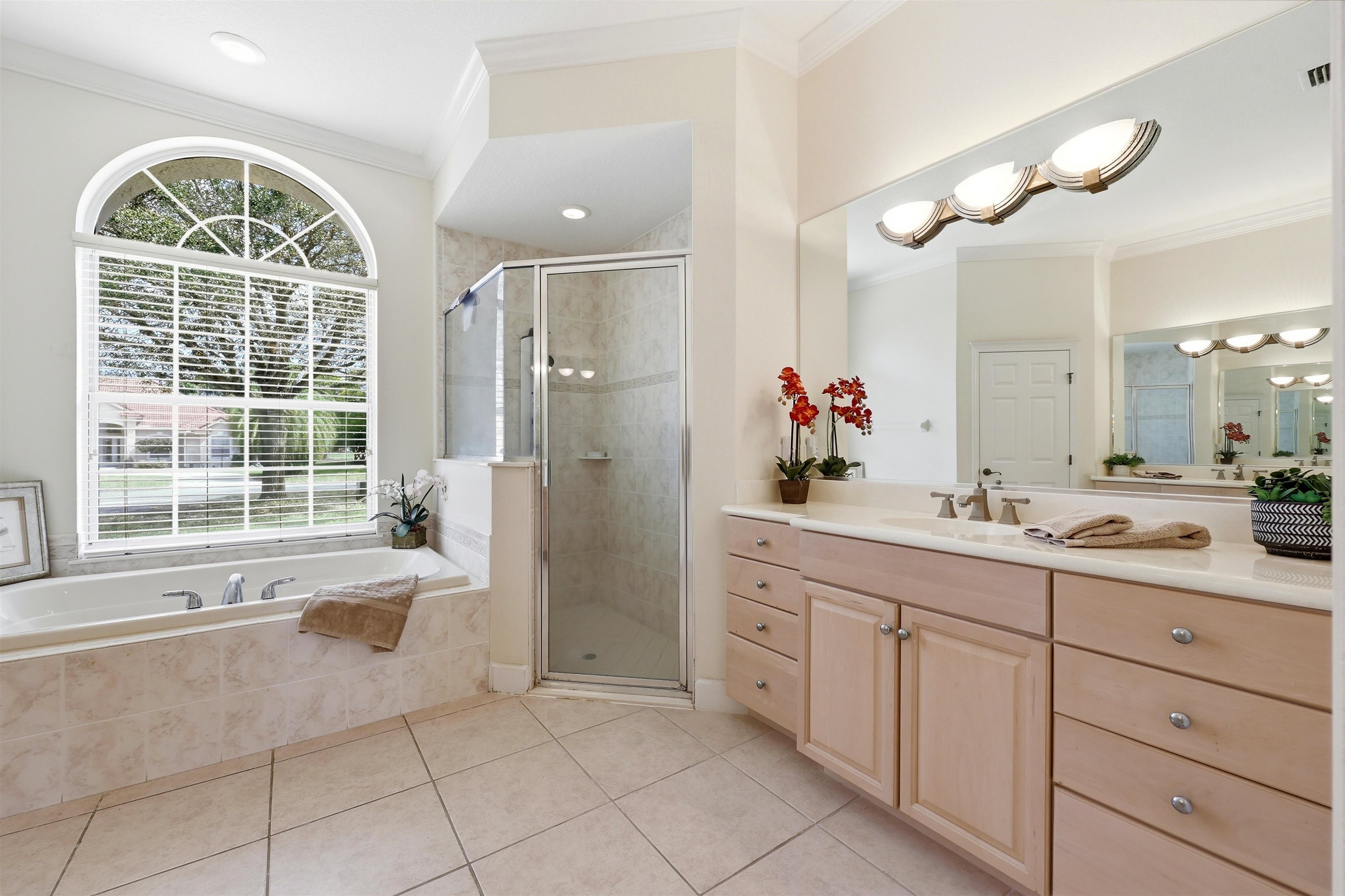 Image 35 of 71 For 249 Fiddlers Point Dr