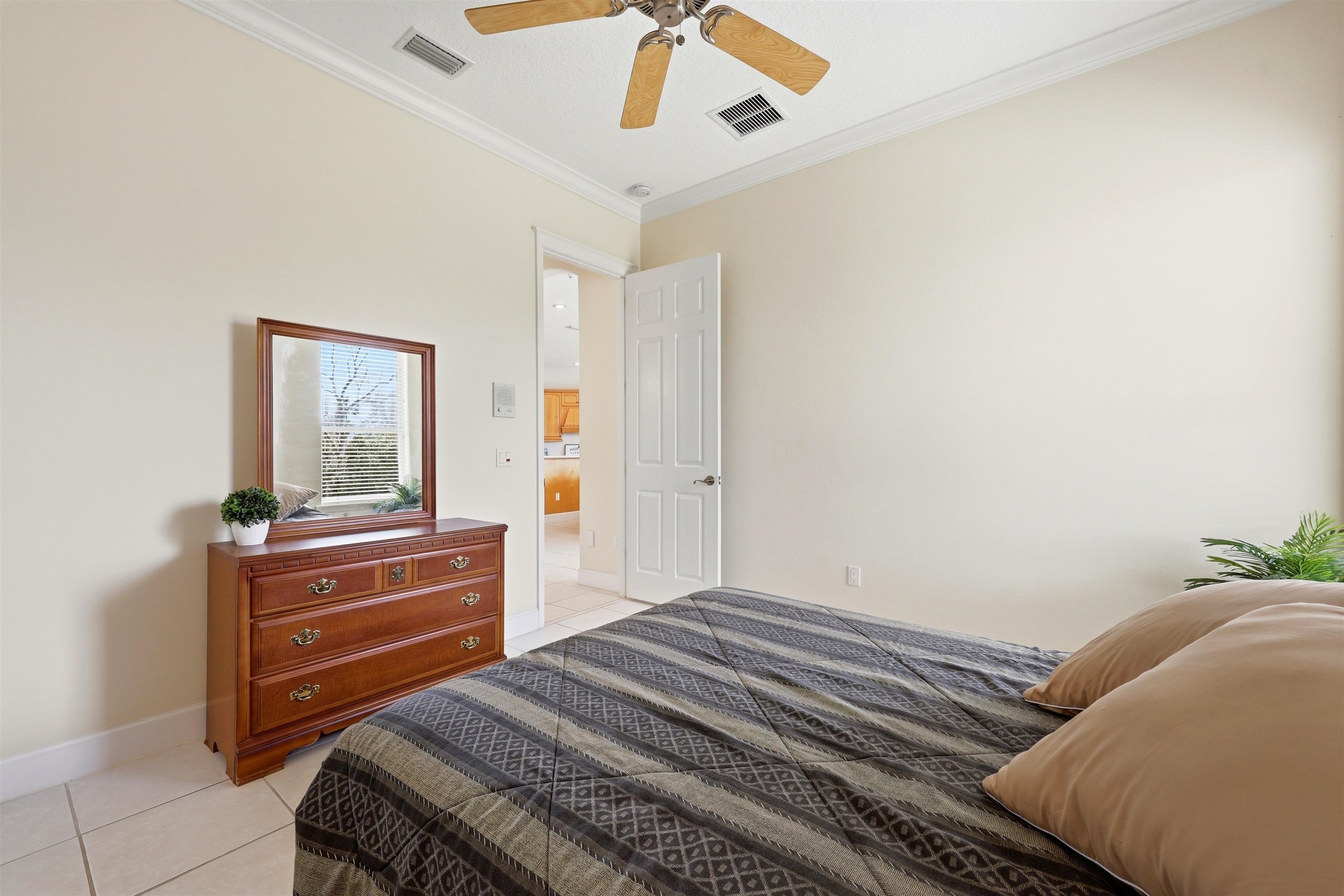 Image 45 of 71 For 249 Fiddlers Point Dr