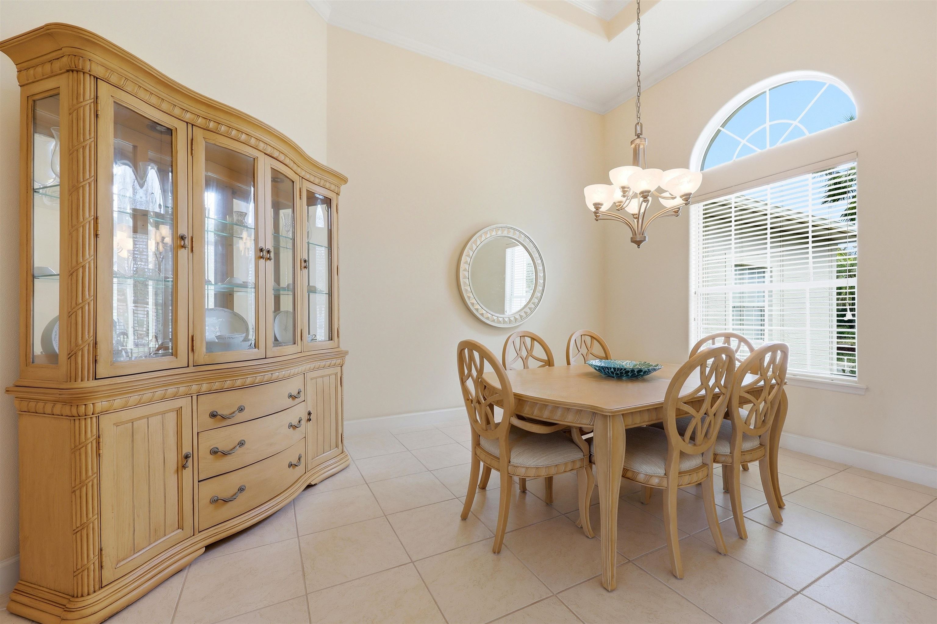 Image 7 of 71 For 249 Fiddlers Point Dr