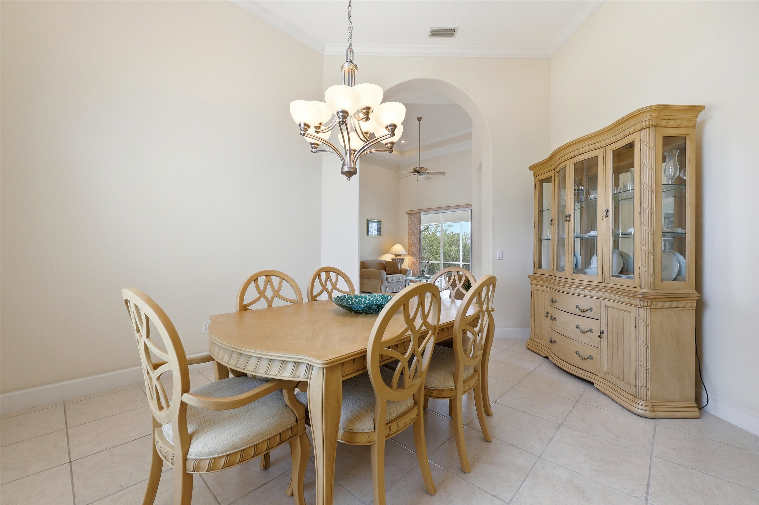 Image 9 of 71 For 249 Fiddlers Point Dr