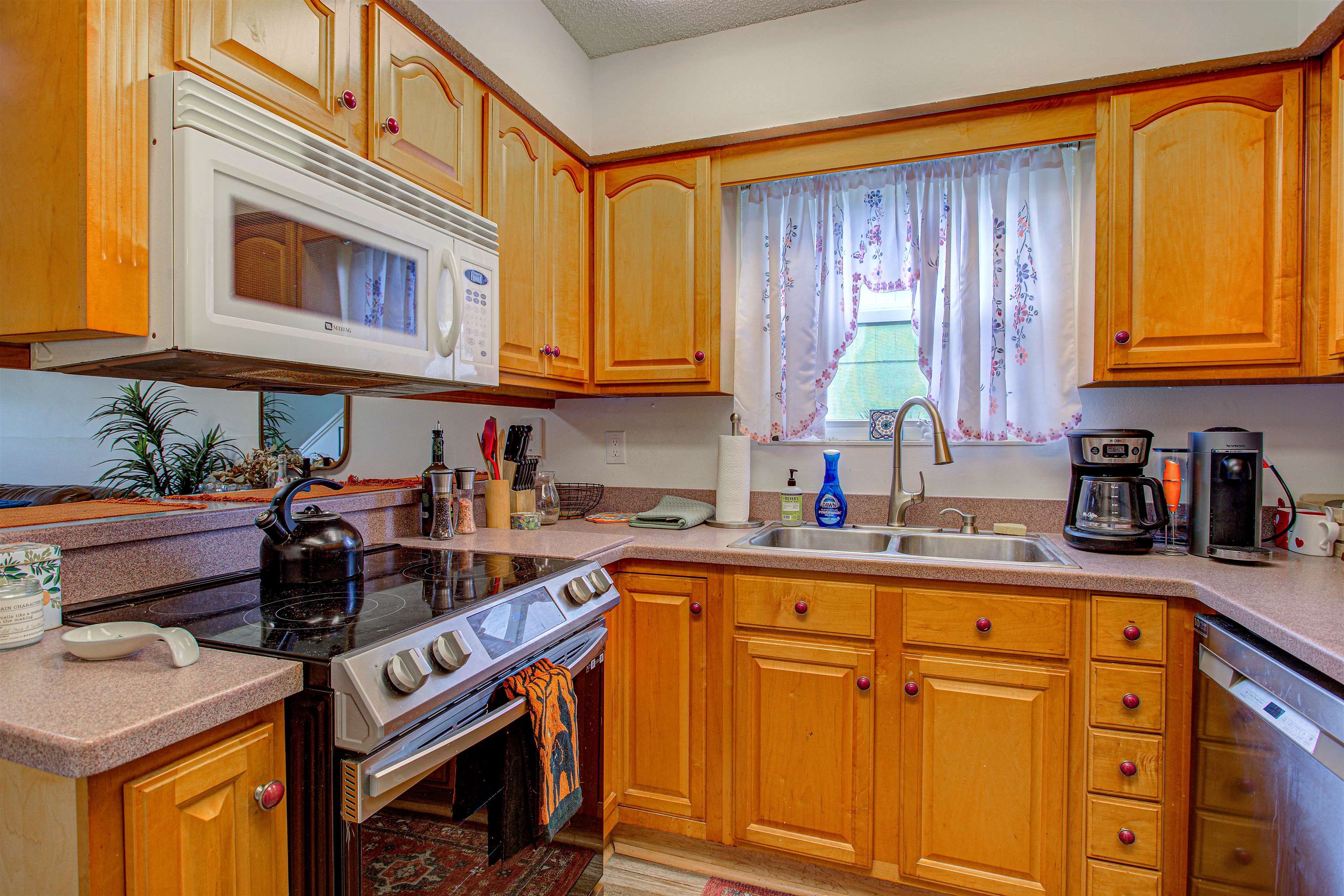 Image 8 of 23 For 118 Rio Del Mar St