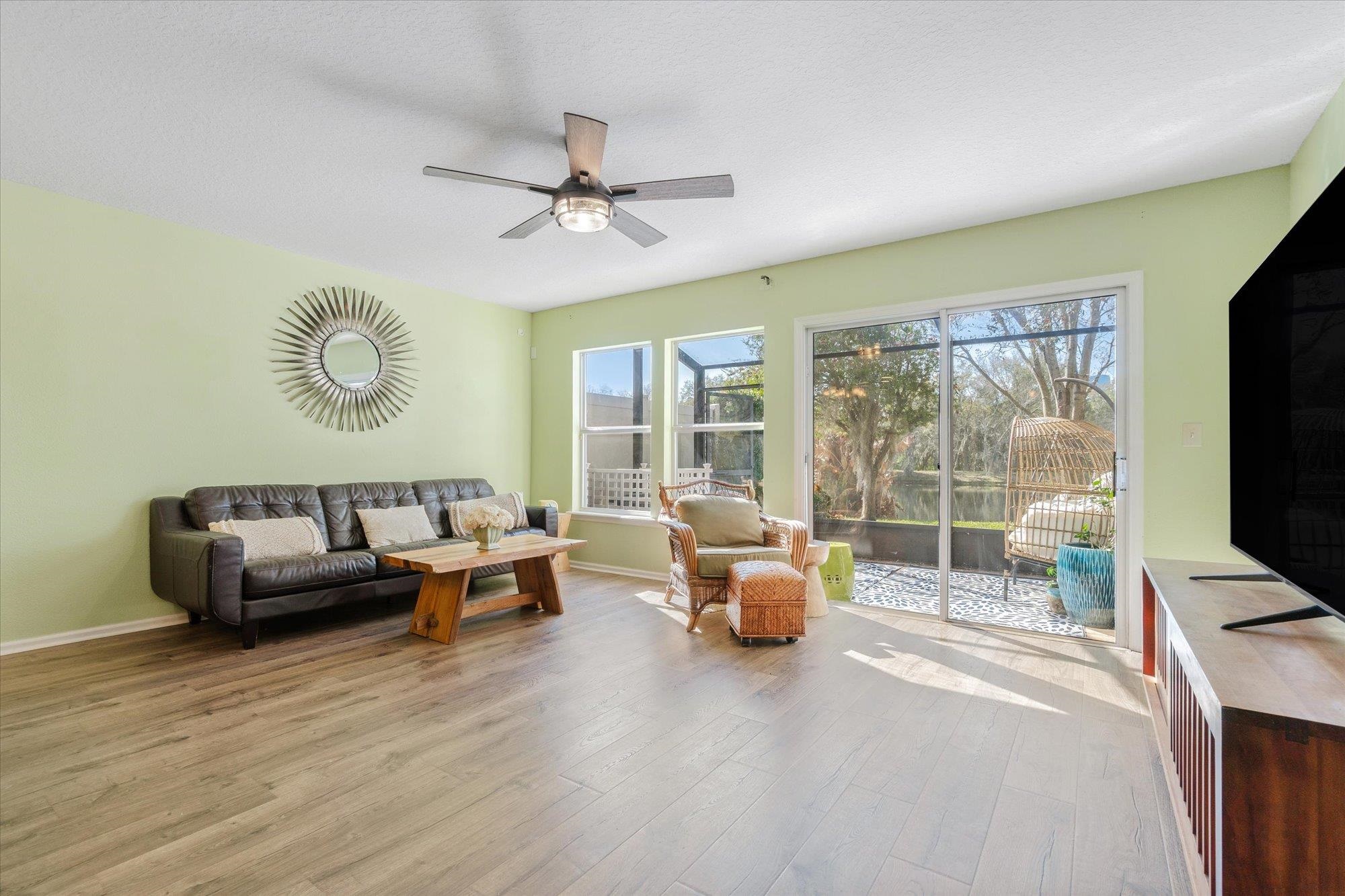 Image 20 of 47 For 519 Cabernet Place