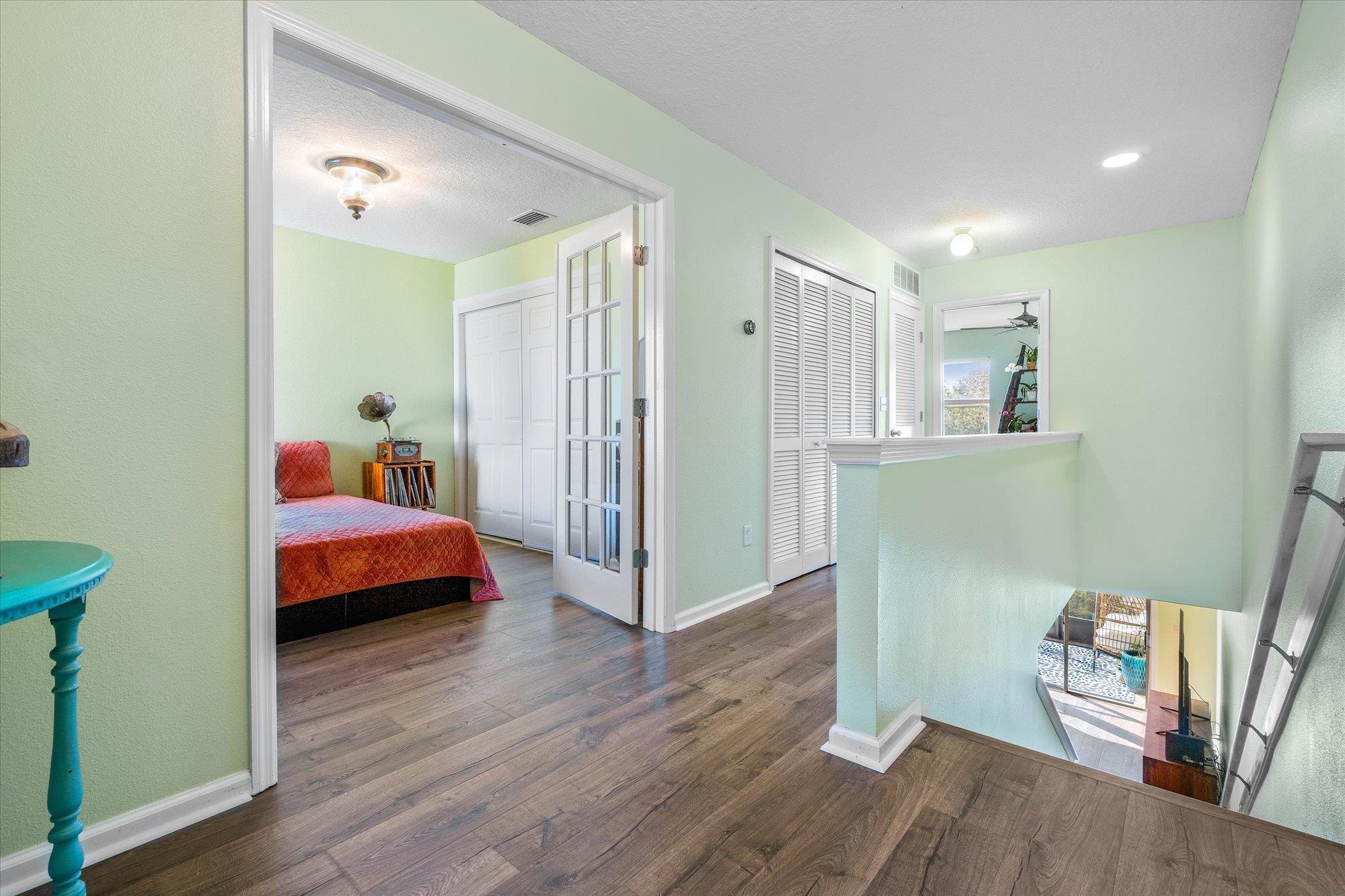 Image 25 of 47 For 519 Cabernet Place