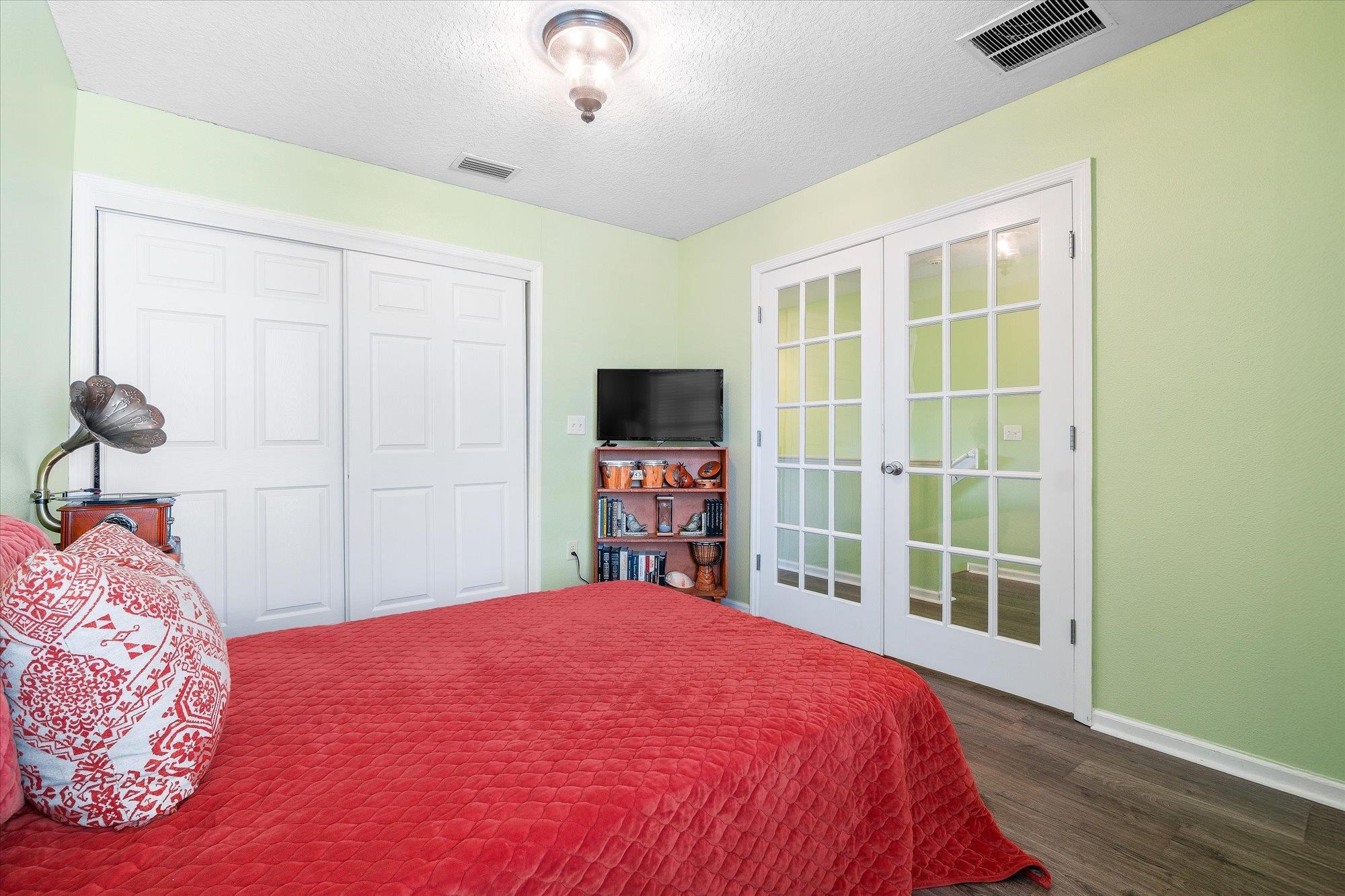 Image 29 of 47 For 519 Cabernet Place