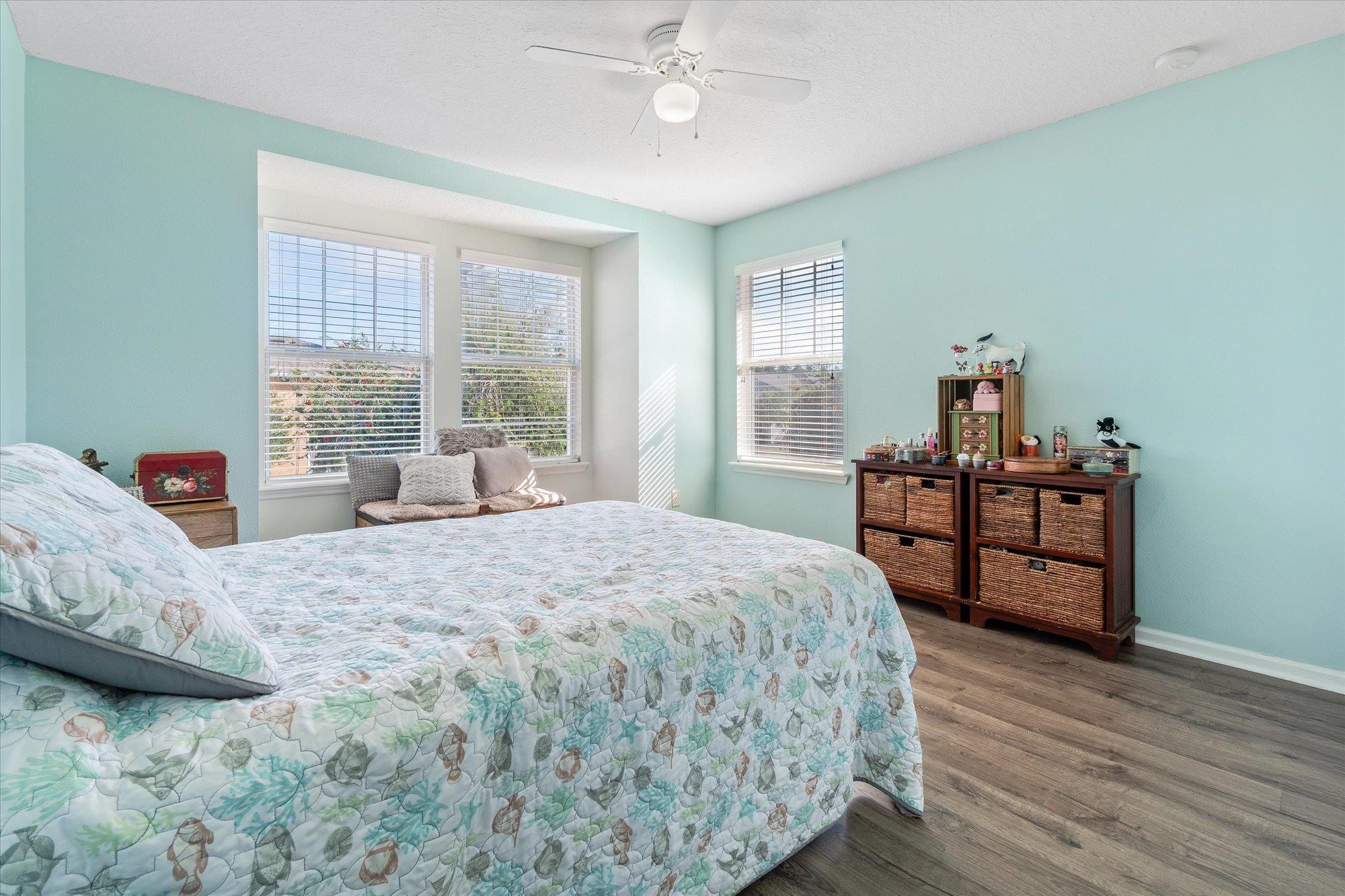 Image 30 of 47 For 519 Cabernet Place