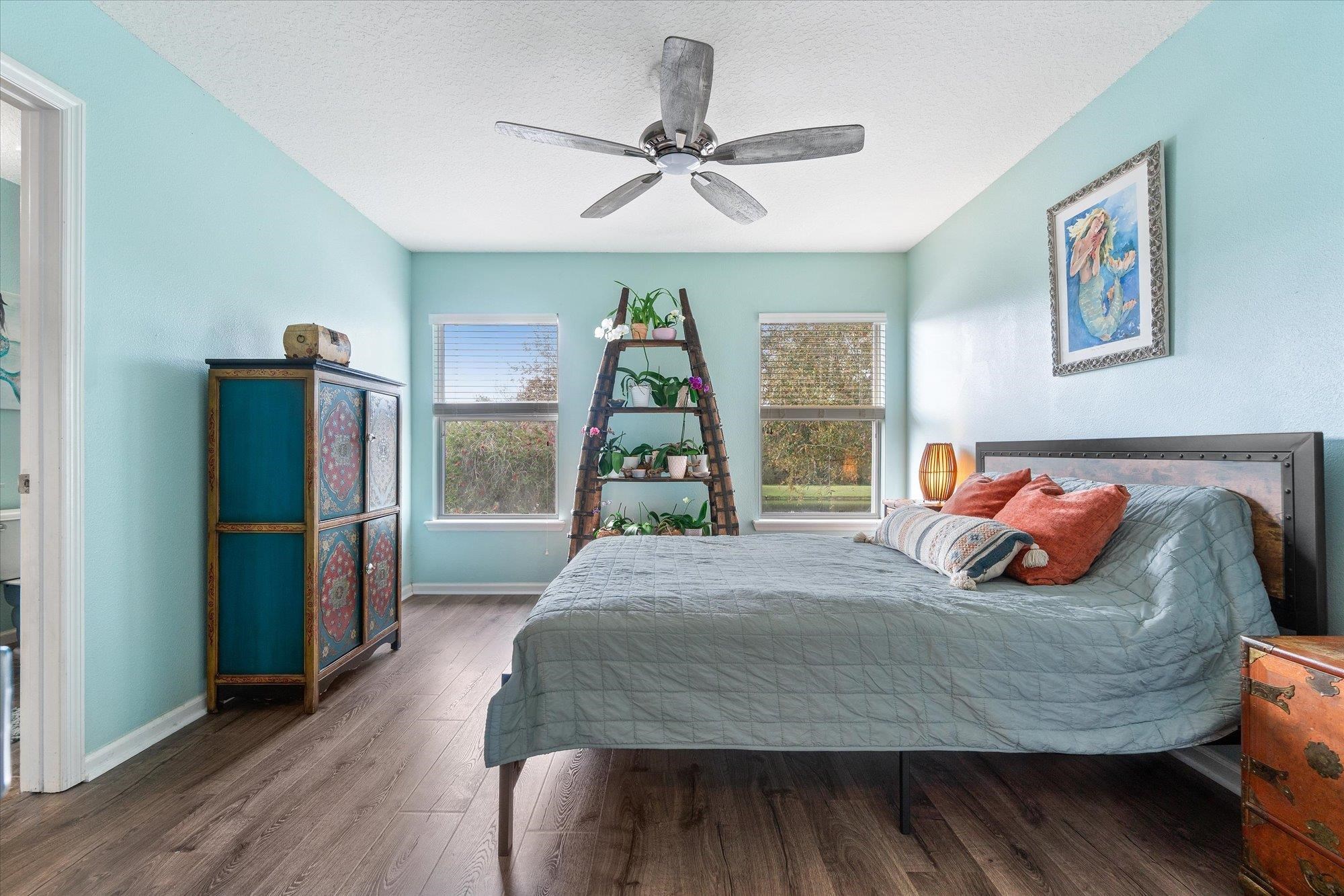 Image 35 of 47 For 519 Cabernet Place