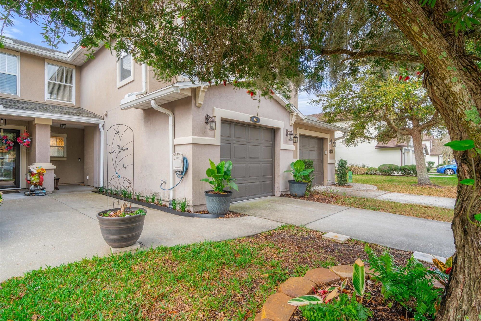 Image 7 of 47 For 519 Cabernet Place