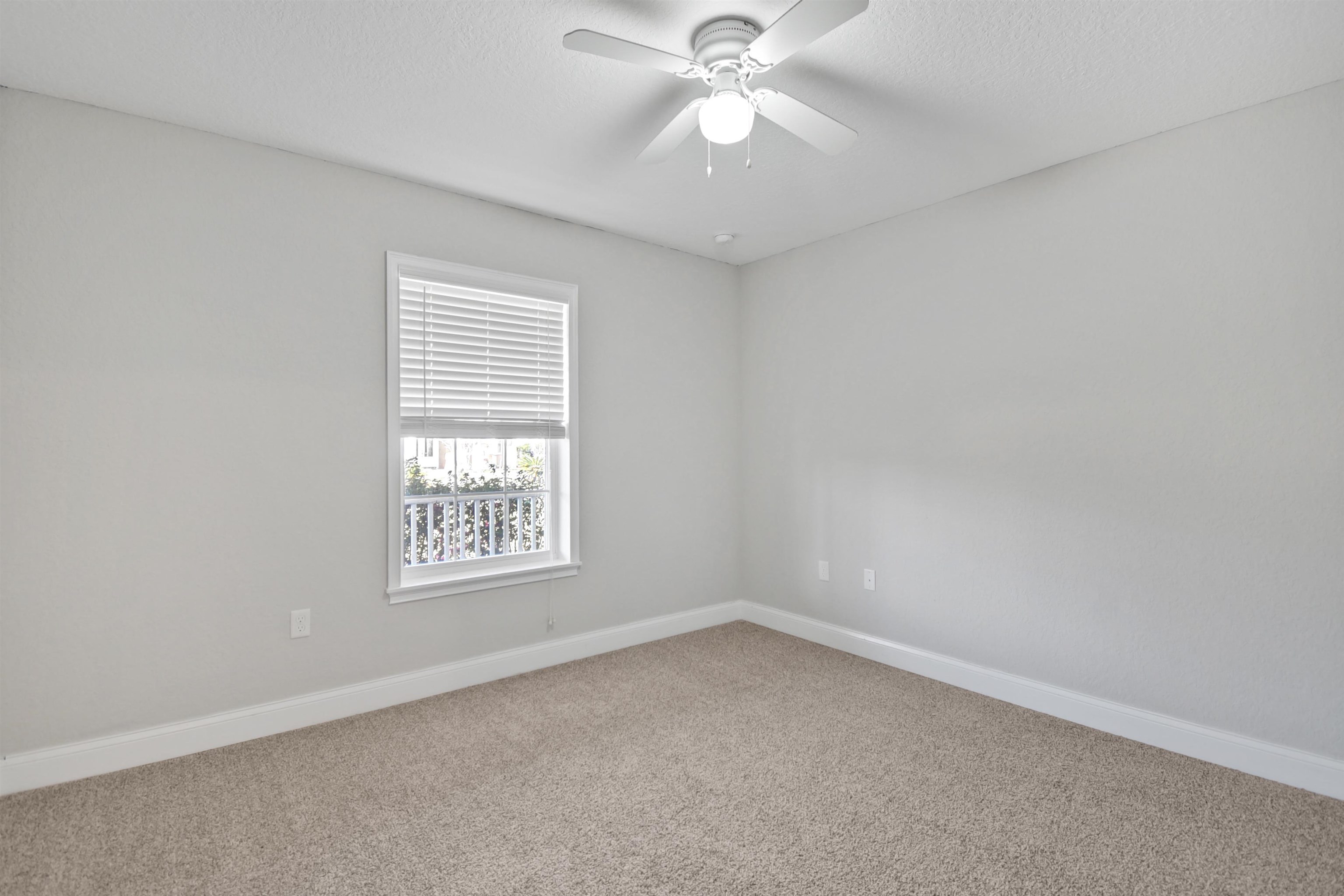 Image 20 of 28 For 159 Ulysses Trl