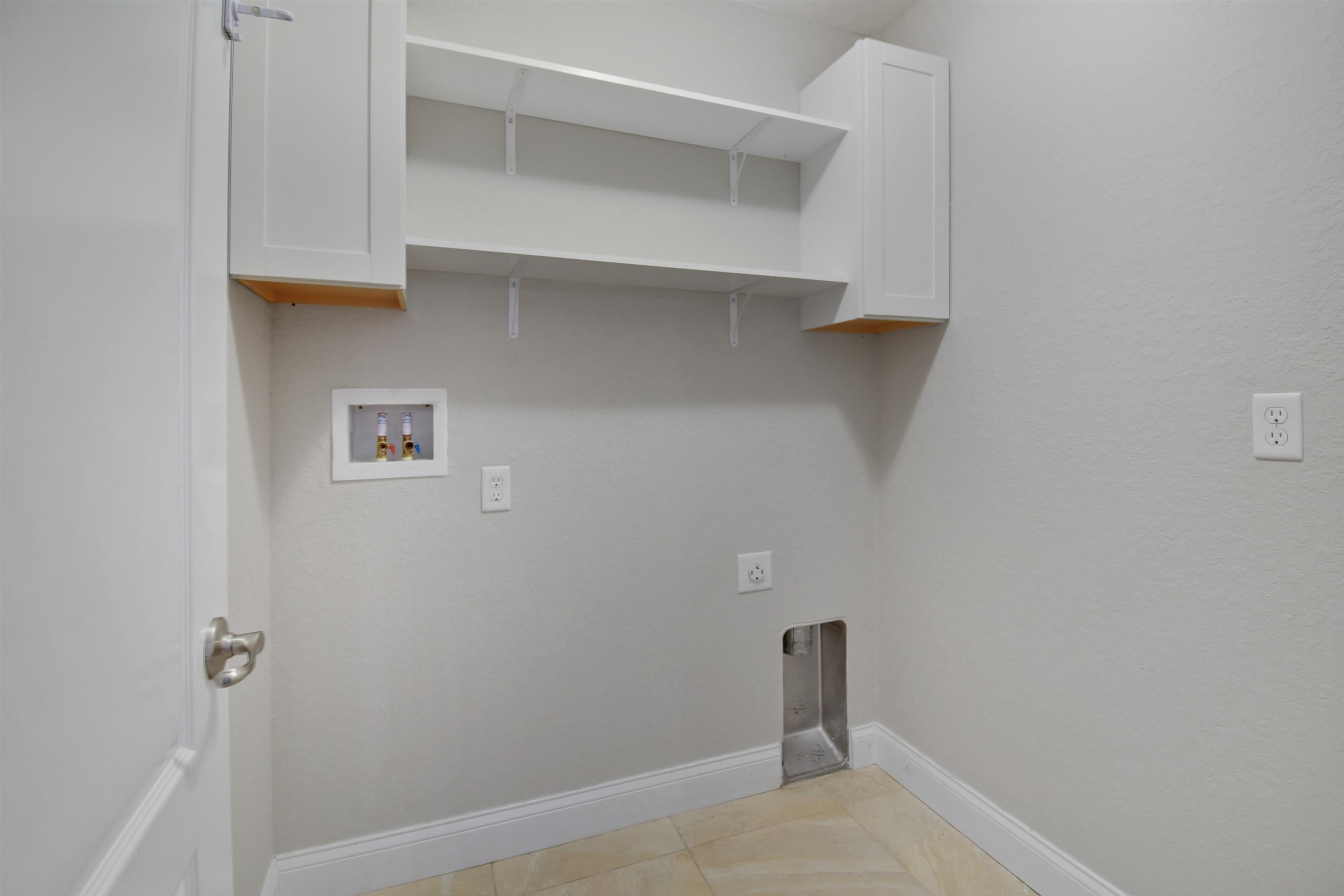 Image 22 of 28 For 159 Ulysses Trl