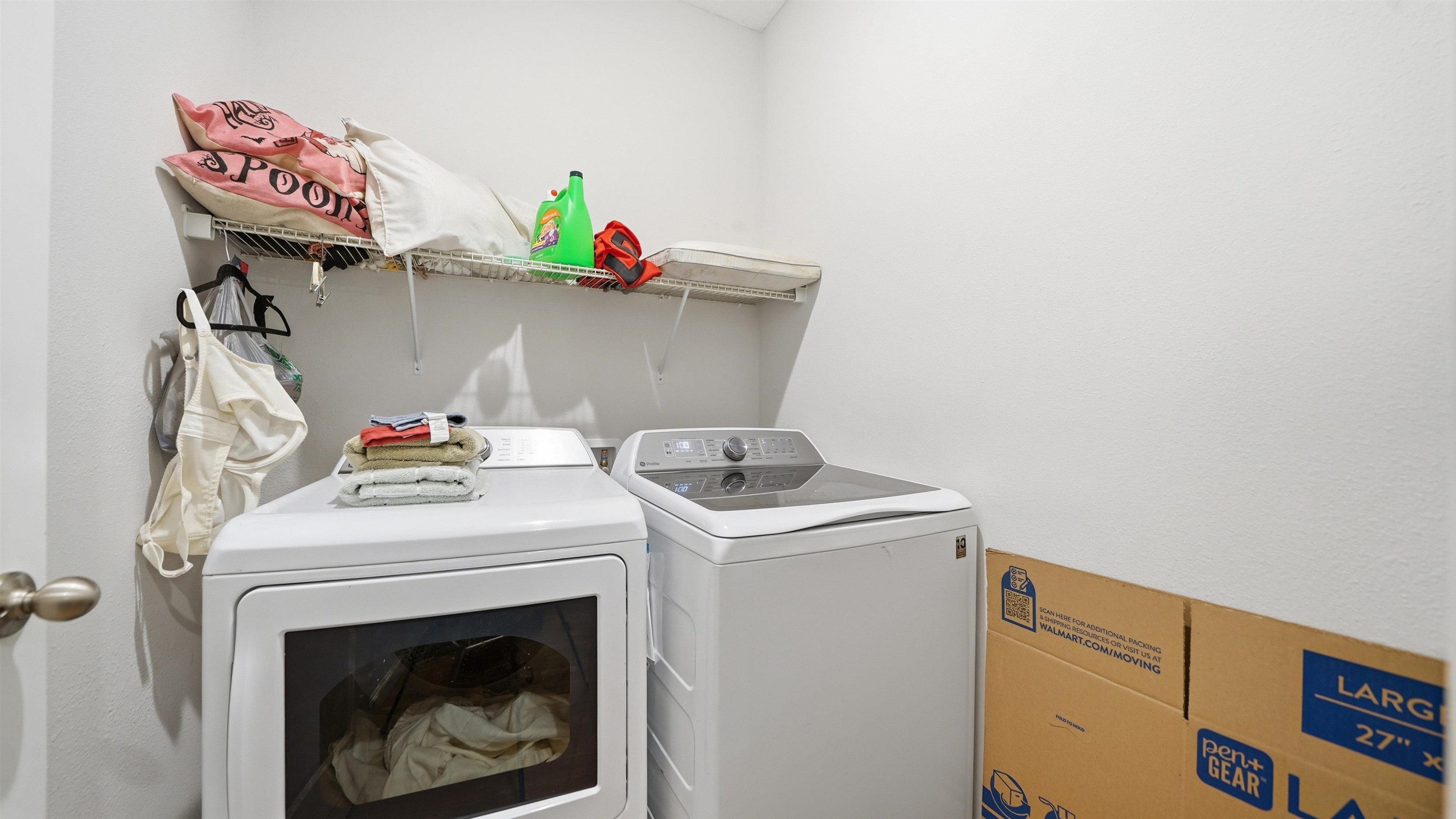 Image 16 of 20 For 820 Saint Johns St N