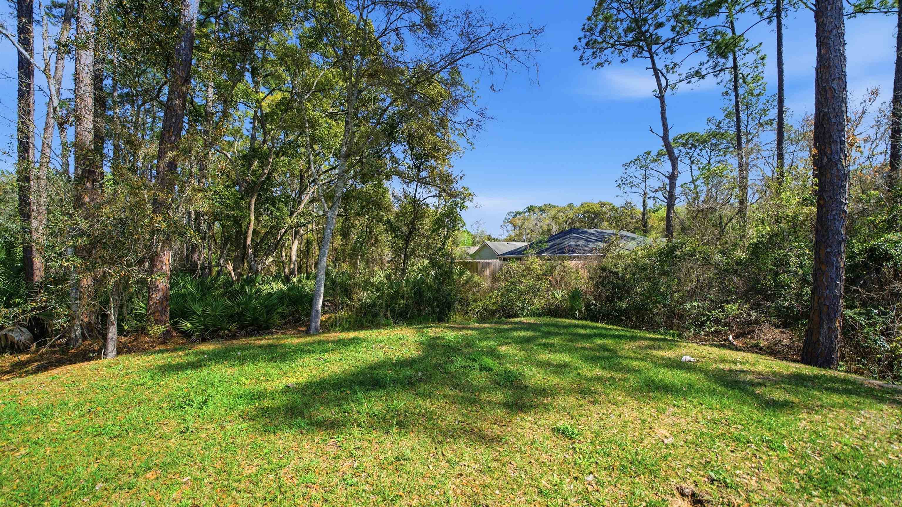 Image 17 of 20 For 820 Saint Johns St N