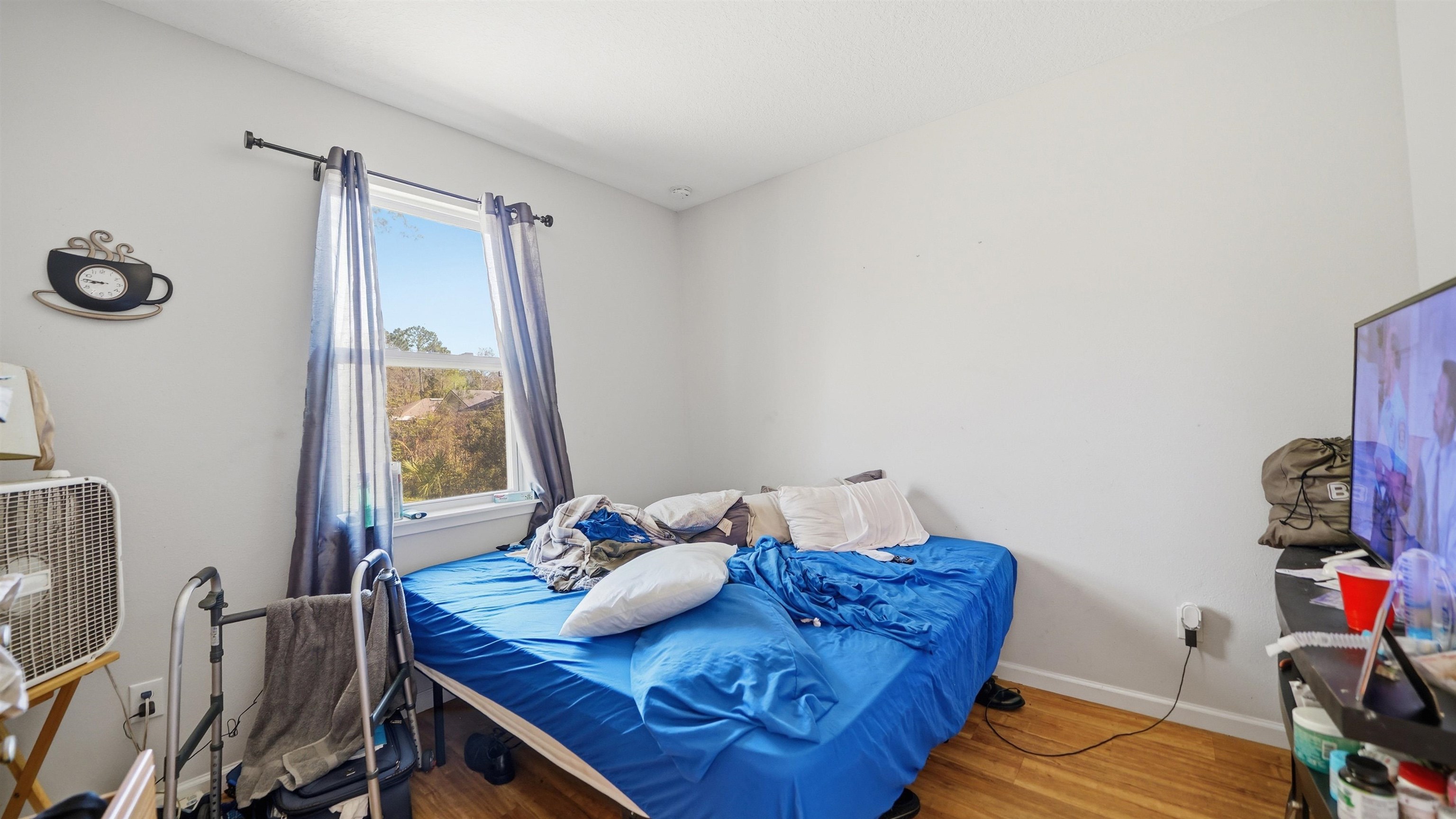 Image 9 of 20 For 820 Saint Johns St N