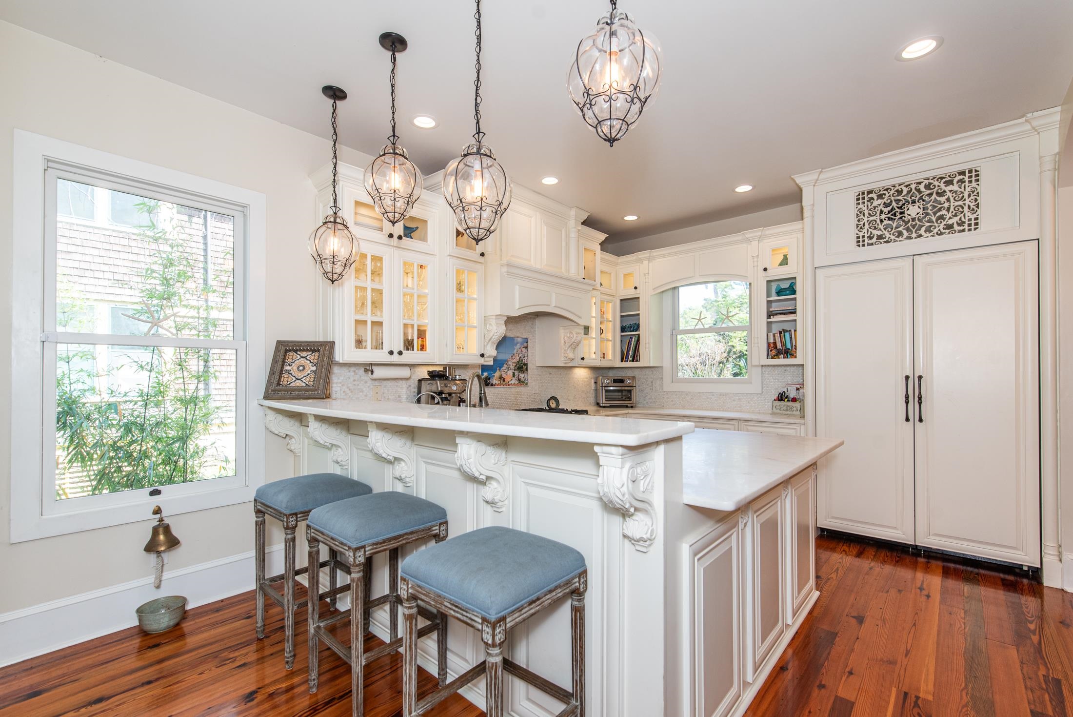 Image 17 of 65 For 288 St George St