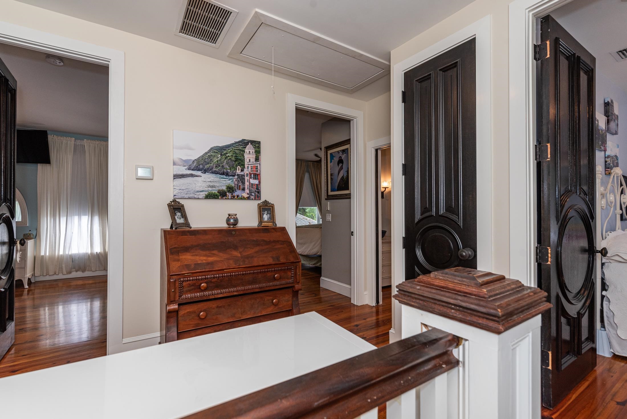 Image 26 of 65 For 288 St George St