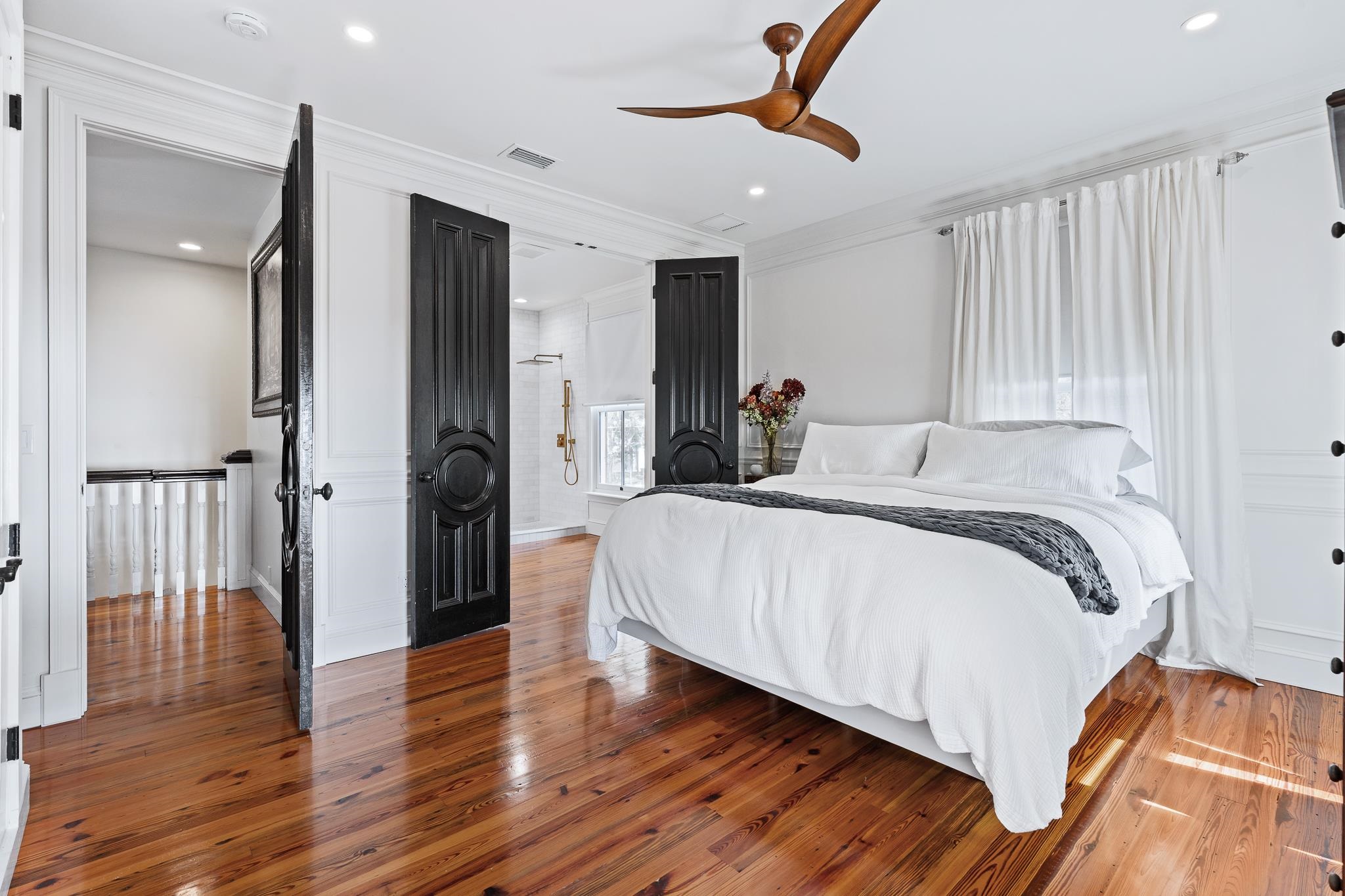 Image 28 of 65 For 288 St George St