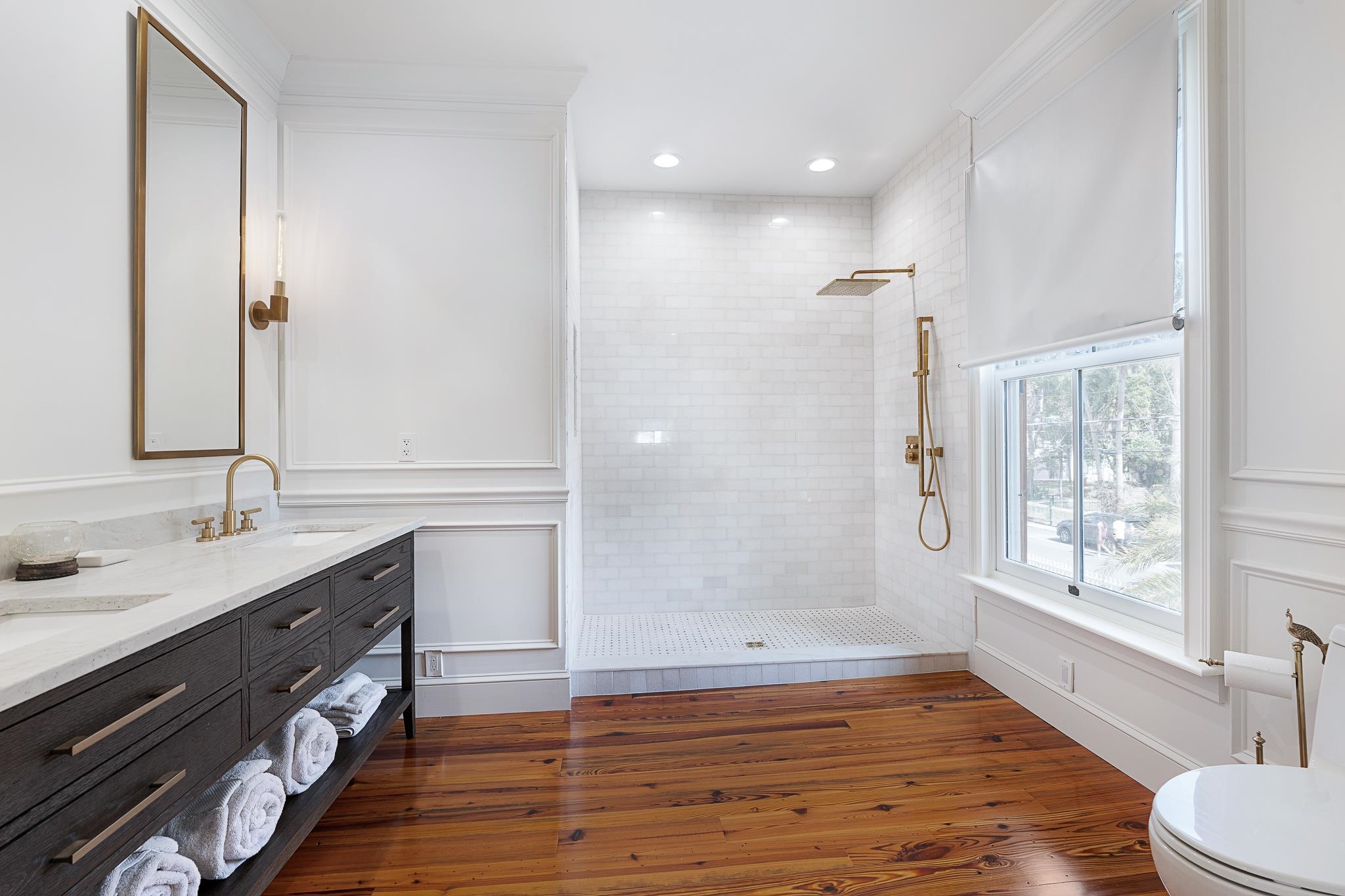 Image 29 of 65 For 288 St George St