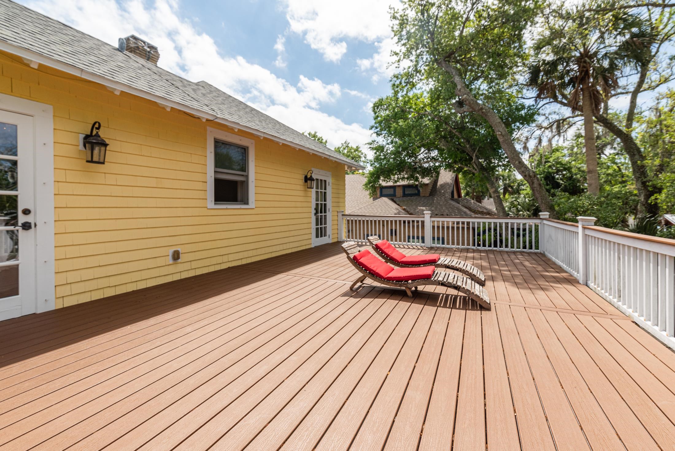 Image 36 of 65 For 288 St George St