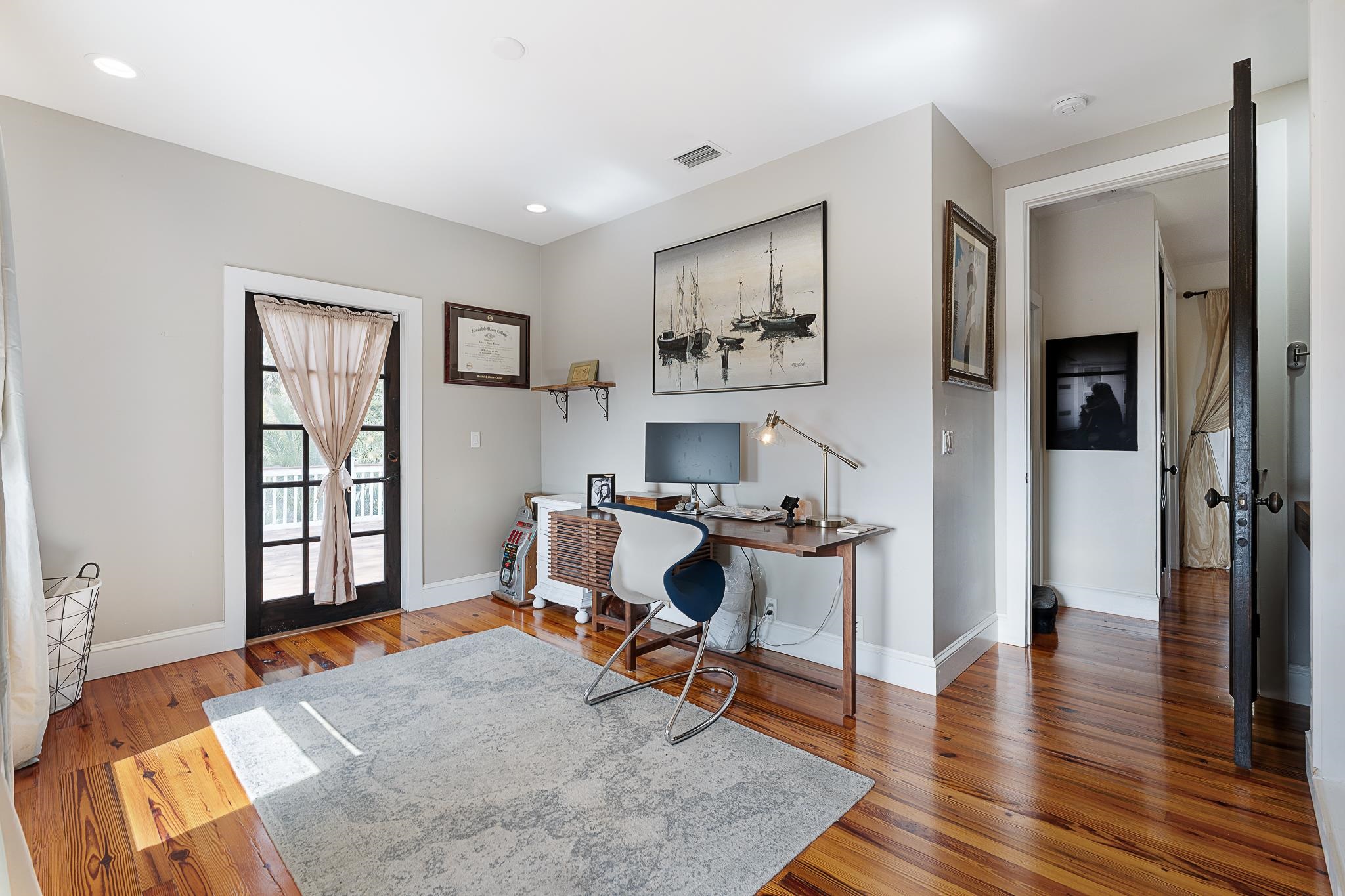 Image 41 of 65 For 288 St George St