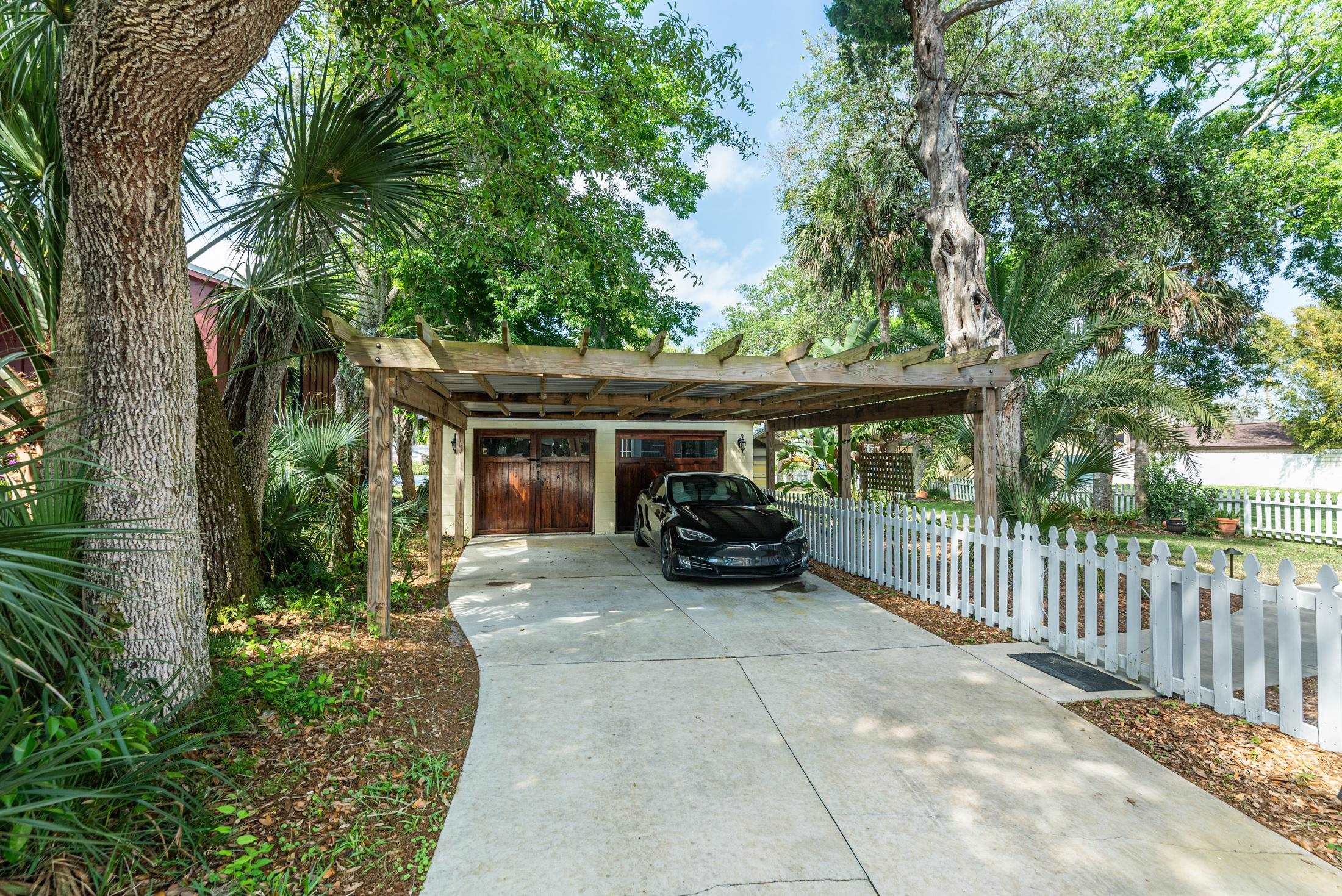 Image 50 of 65 For 288 St George St