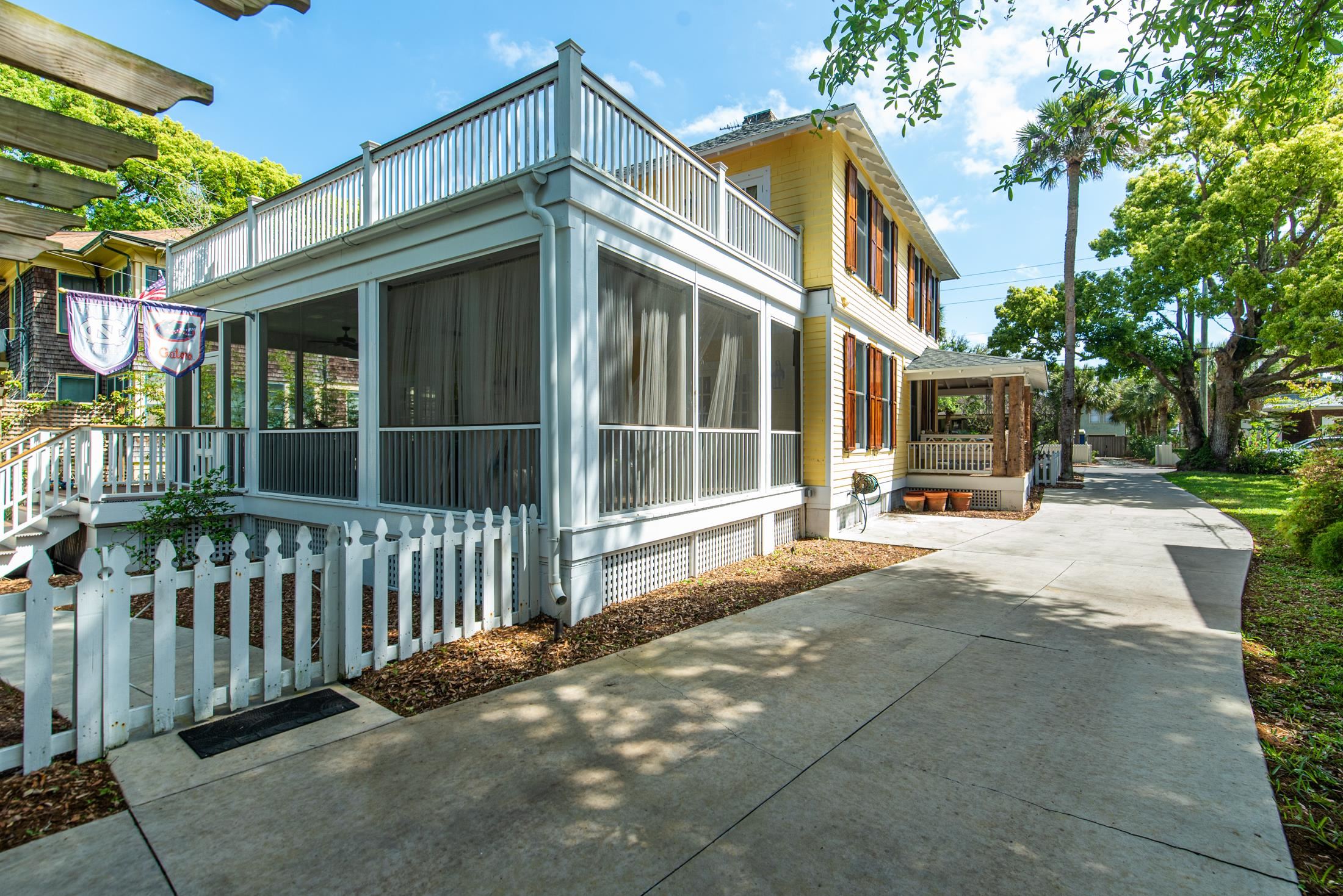 Image 51 of 65 For 288 St George St