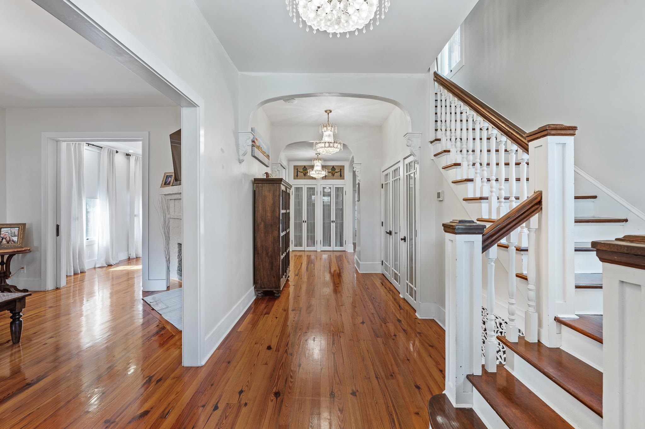 Image 7 of 65 For 288 St George St