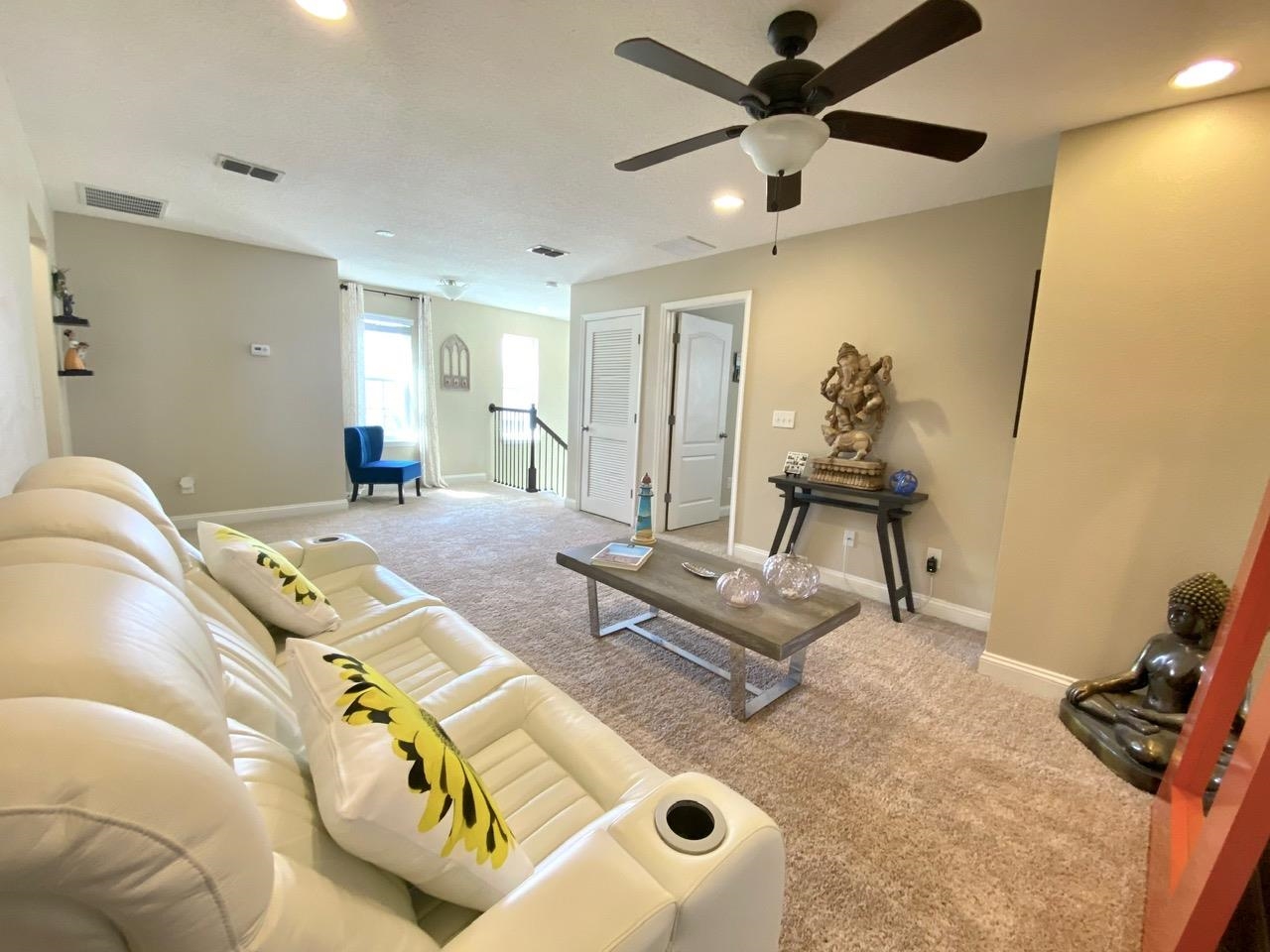 Image 35 of 66 For 115 Sierras Loop