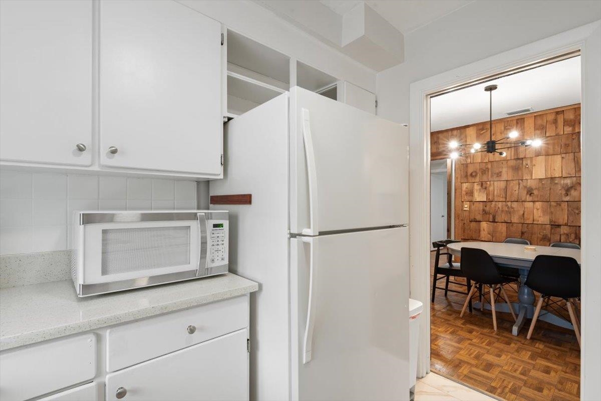 Image 14 of 37 For 1605 Furman Rd