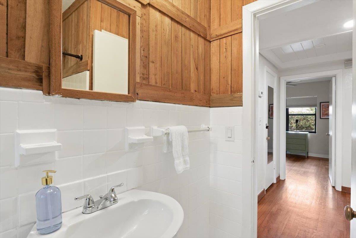 Image 23 of 37 For 1605 Furman Rd