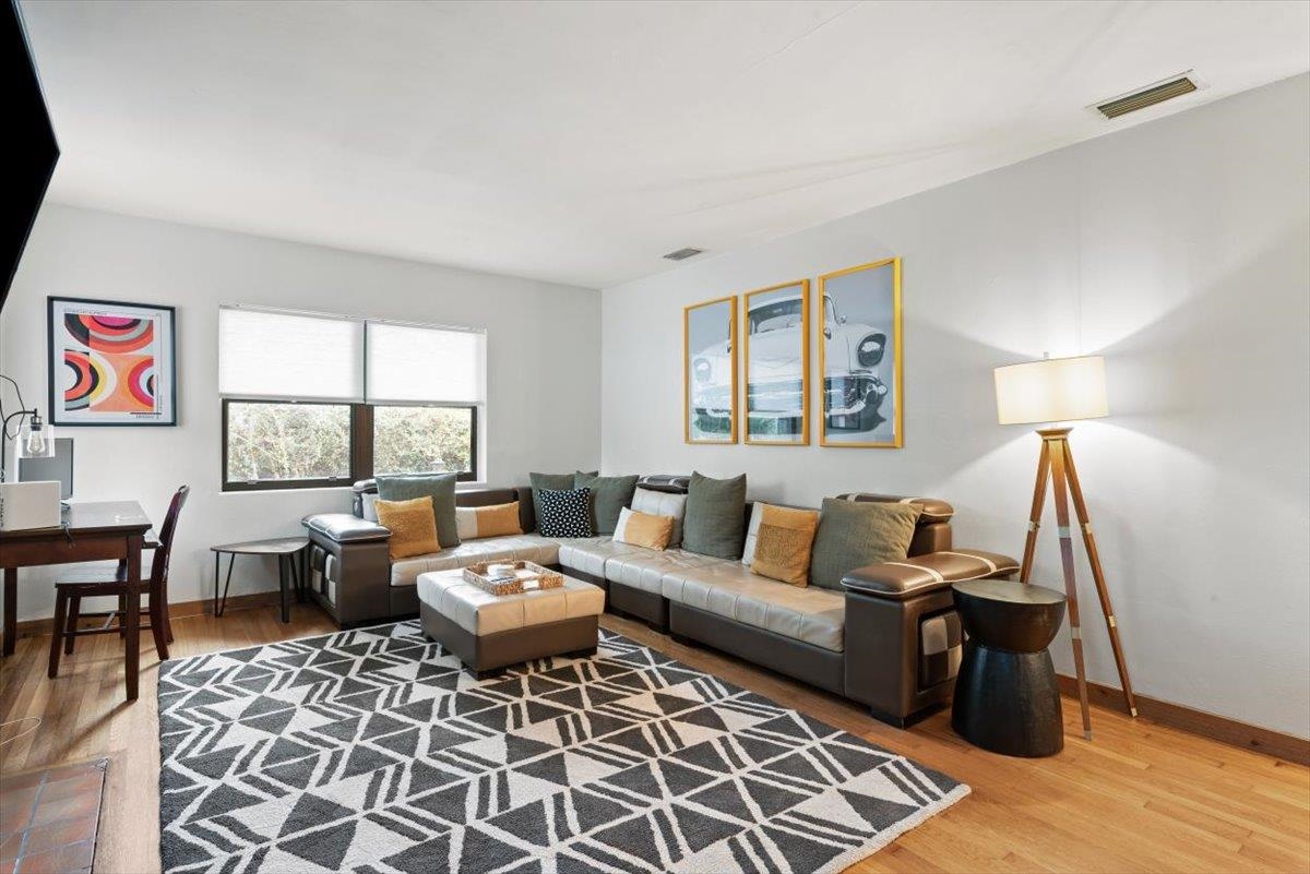 Image 5 of 37 For 1605 Furman Rd