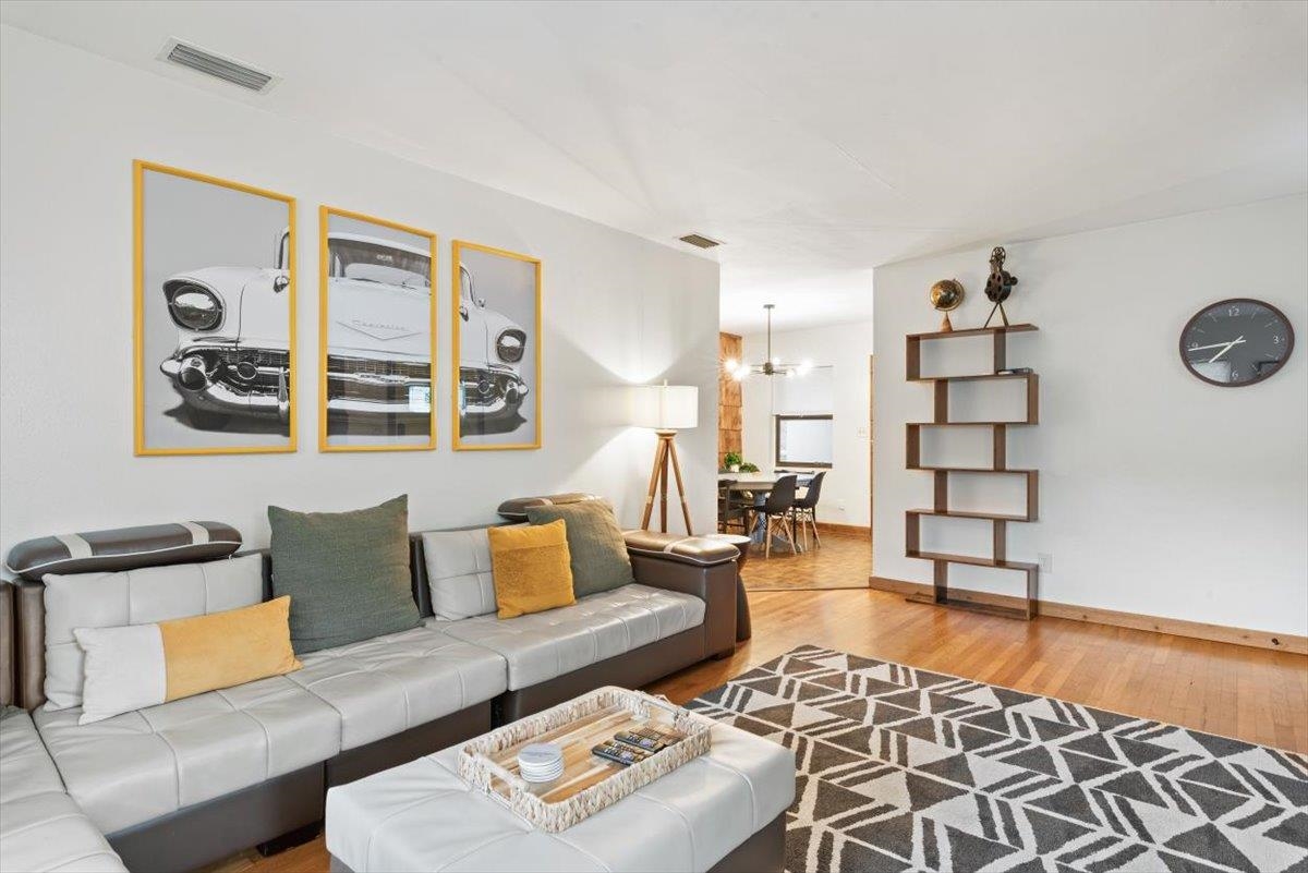 Image 7 of 37 For 1605 Furman Rd