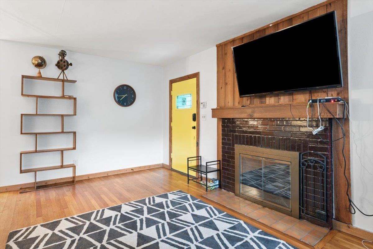 Image 8 of 37 For 1605 Furman Rd