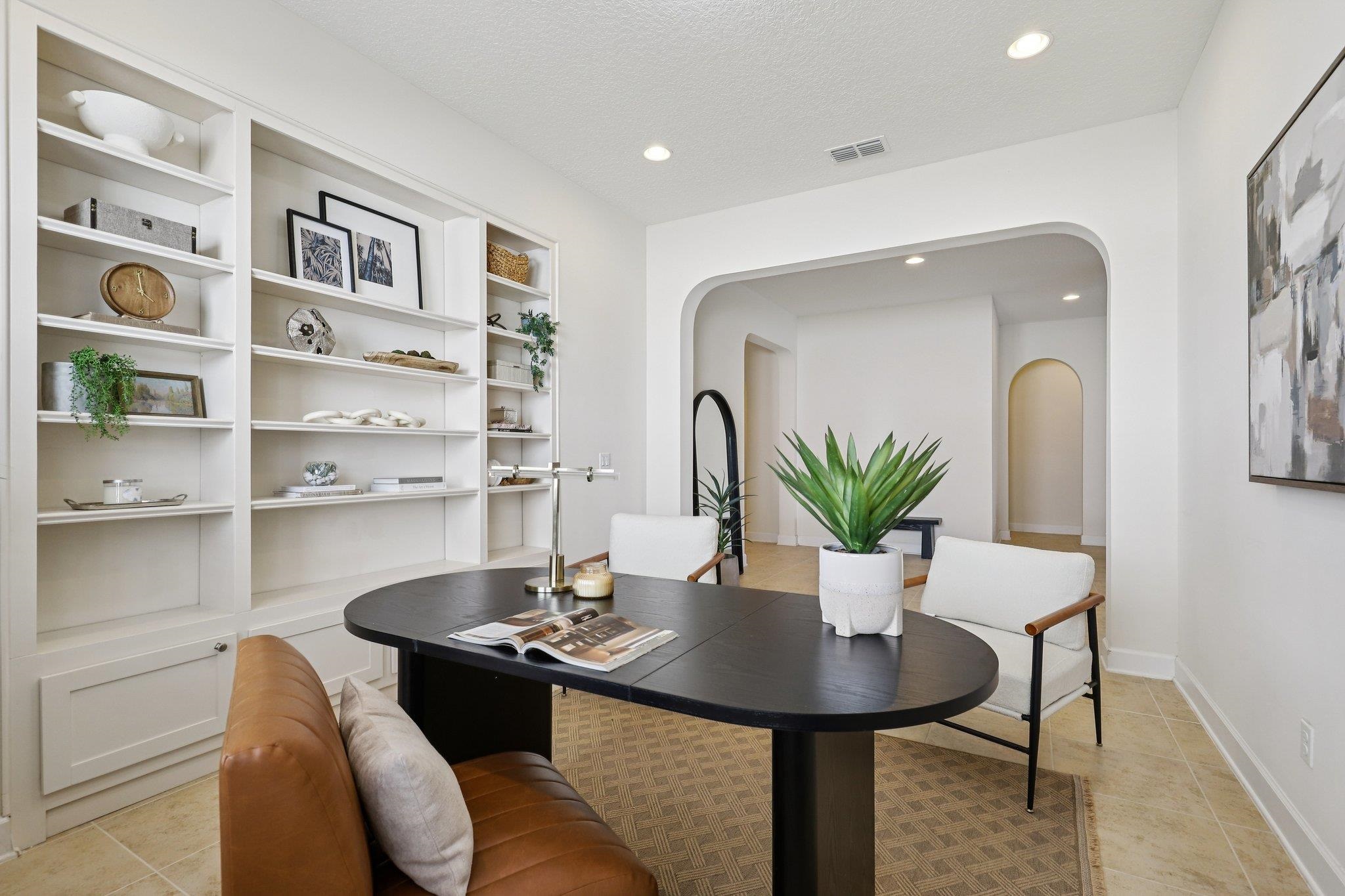 Image 12 of 61 For 510 Eagle Rock Dr