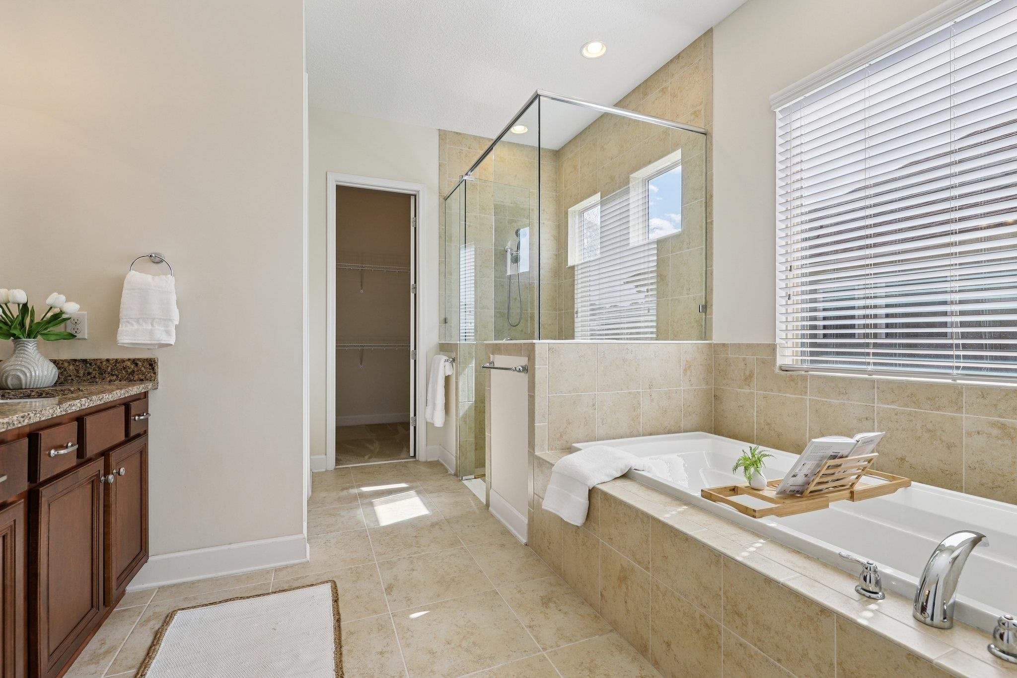 Image 17 of 61 For 510 Eagle Rock Dr