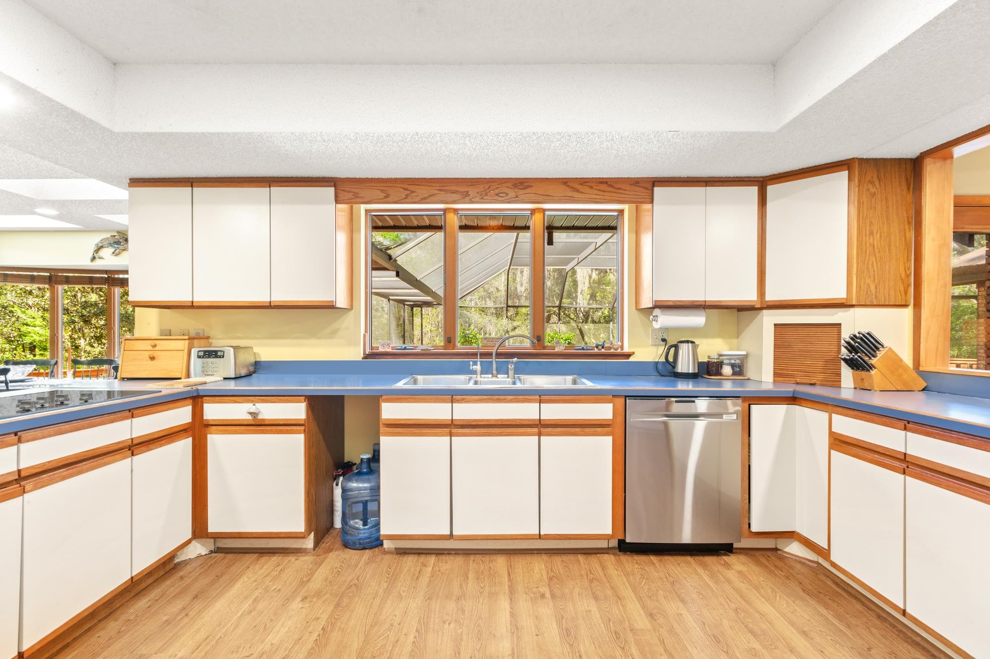 Image 12 of 48 For 3649 Lone Wolf Trl